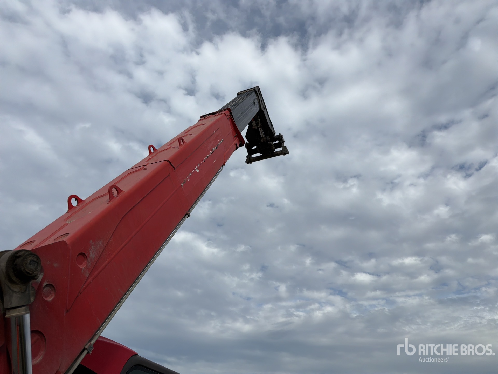 2017 Manitou MLT845H