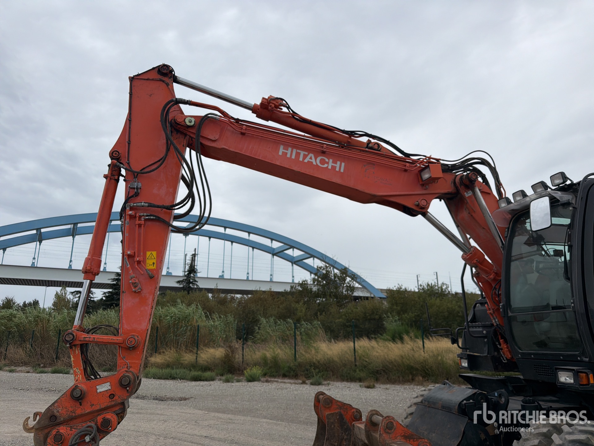 2018 Hitachi ZX145W-6