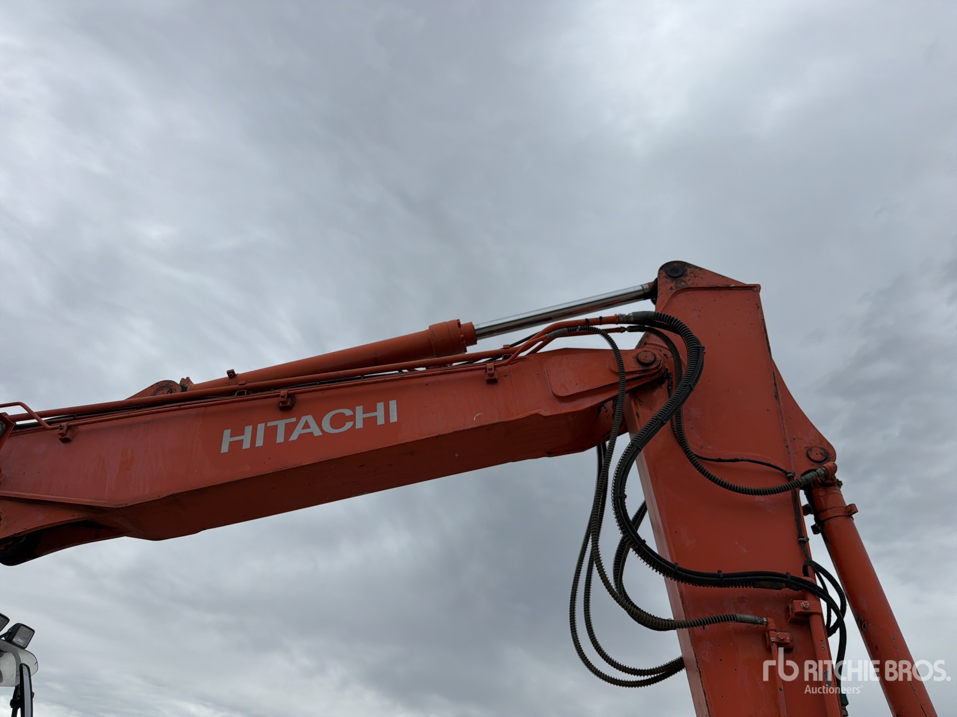 2018 Hitachi ZX145W-6