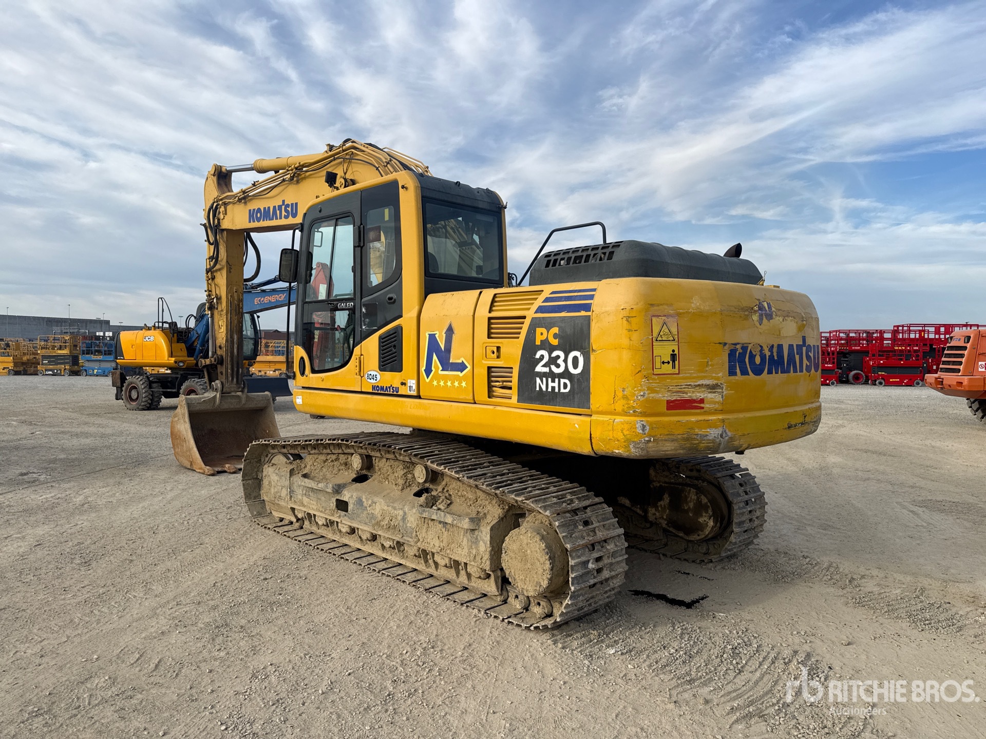 Komatsu PC230NHD-8