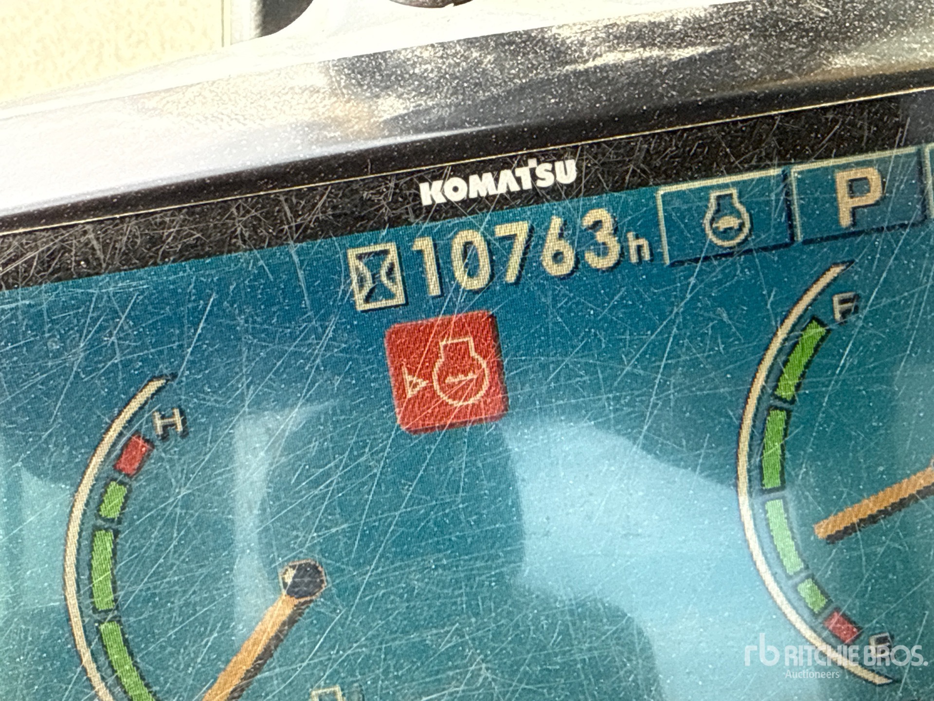 Komatsu PC230NHD-8