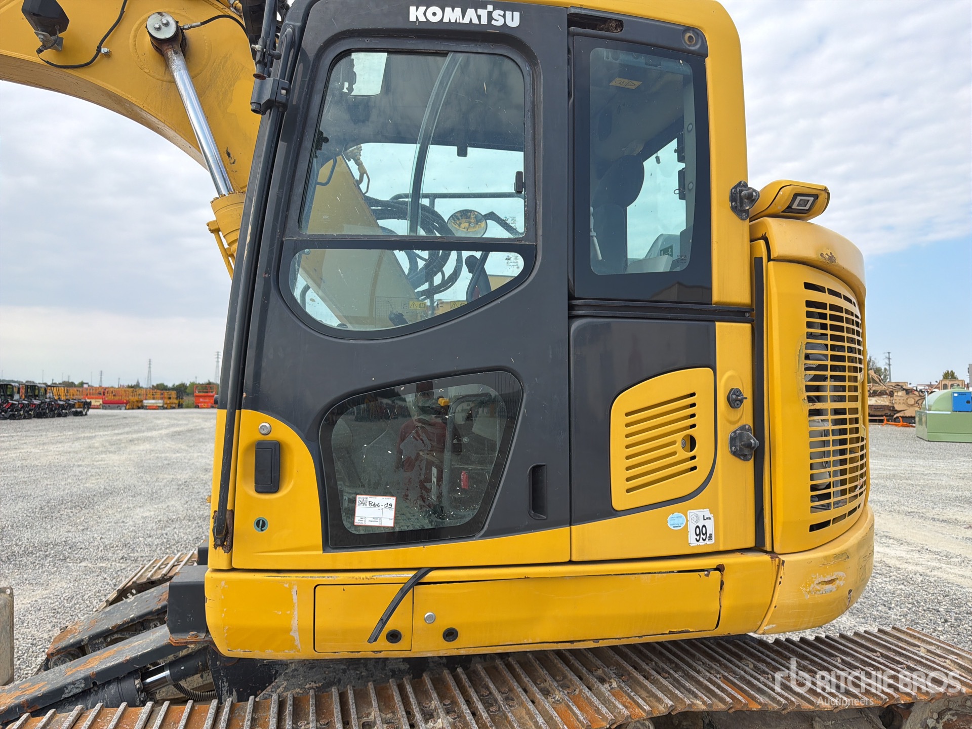 2019 Komatsu PC 138US-11