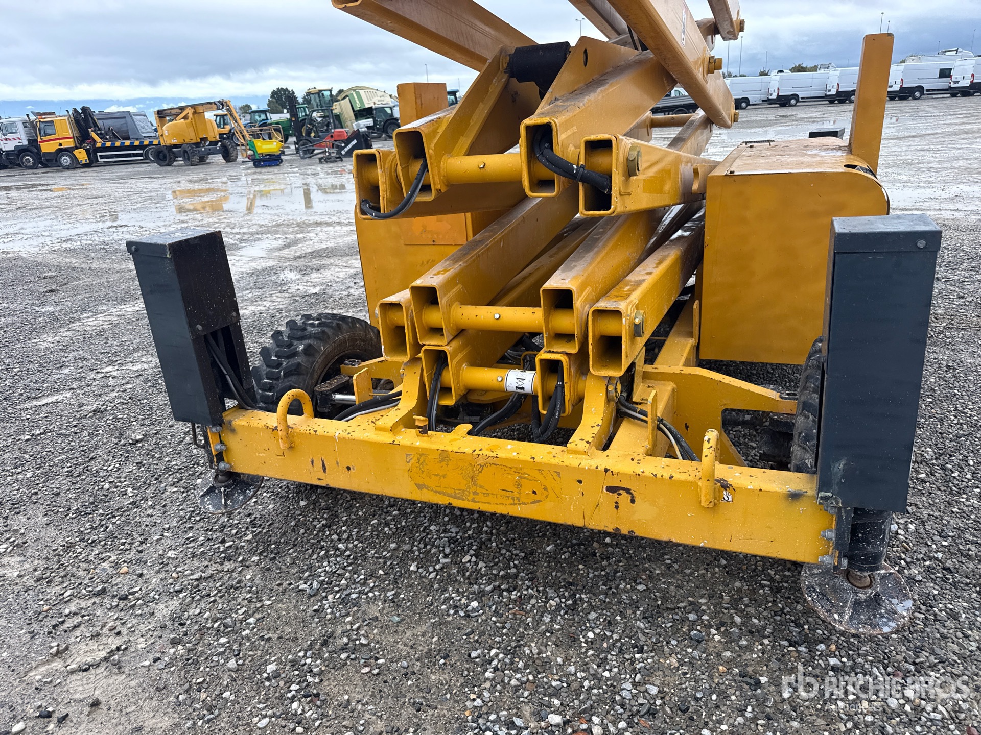 2010 Haulotte HA18SDX