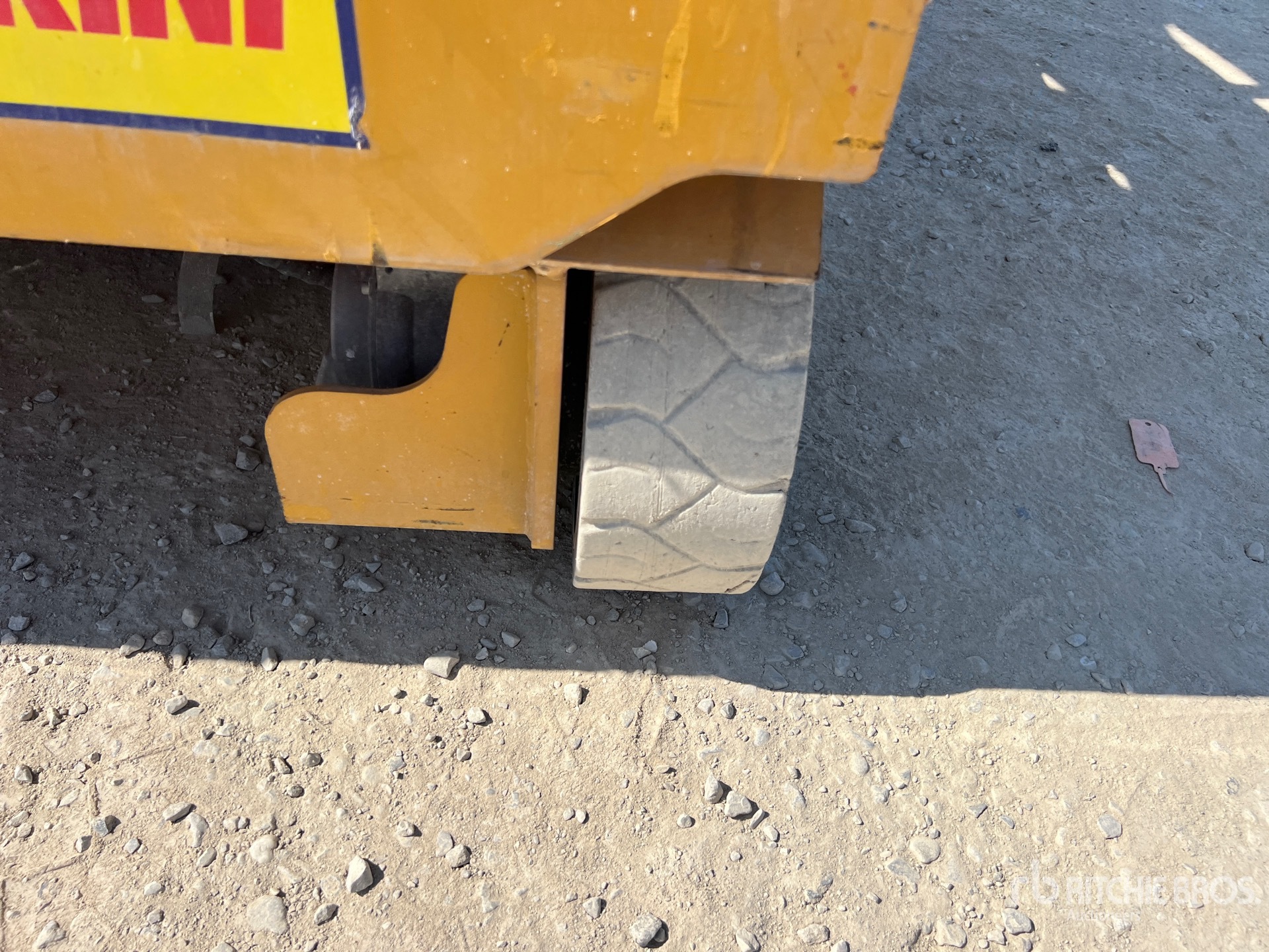 2022 XCMG XG1012AC