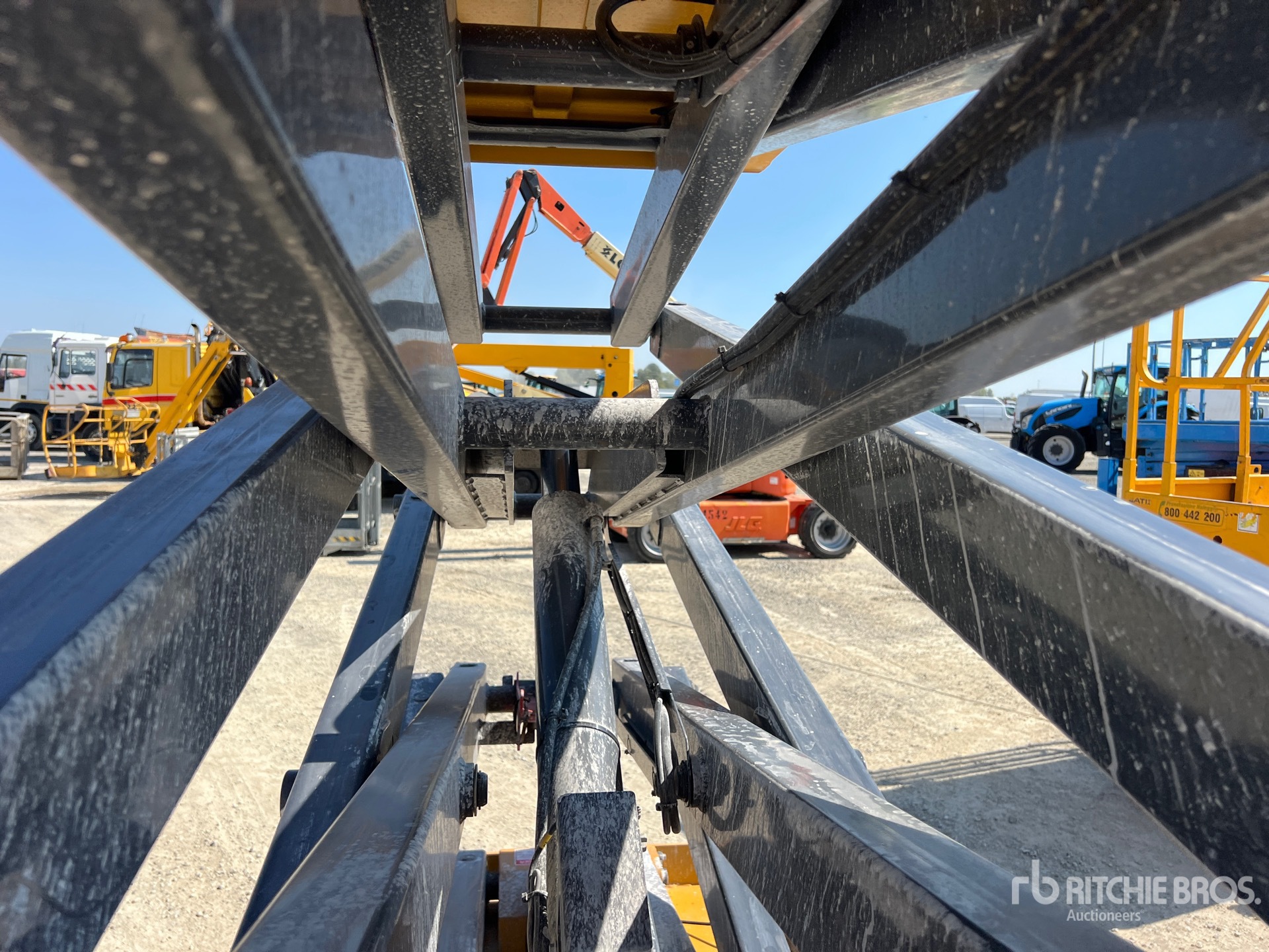 2022 XCMG XG1012AC