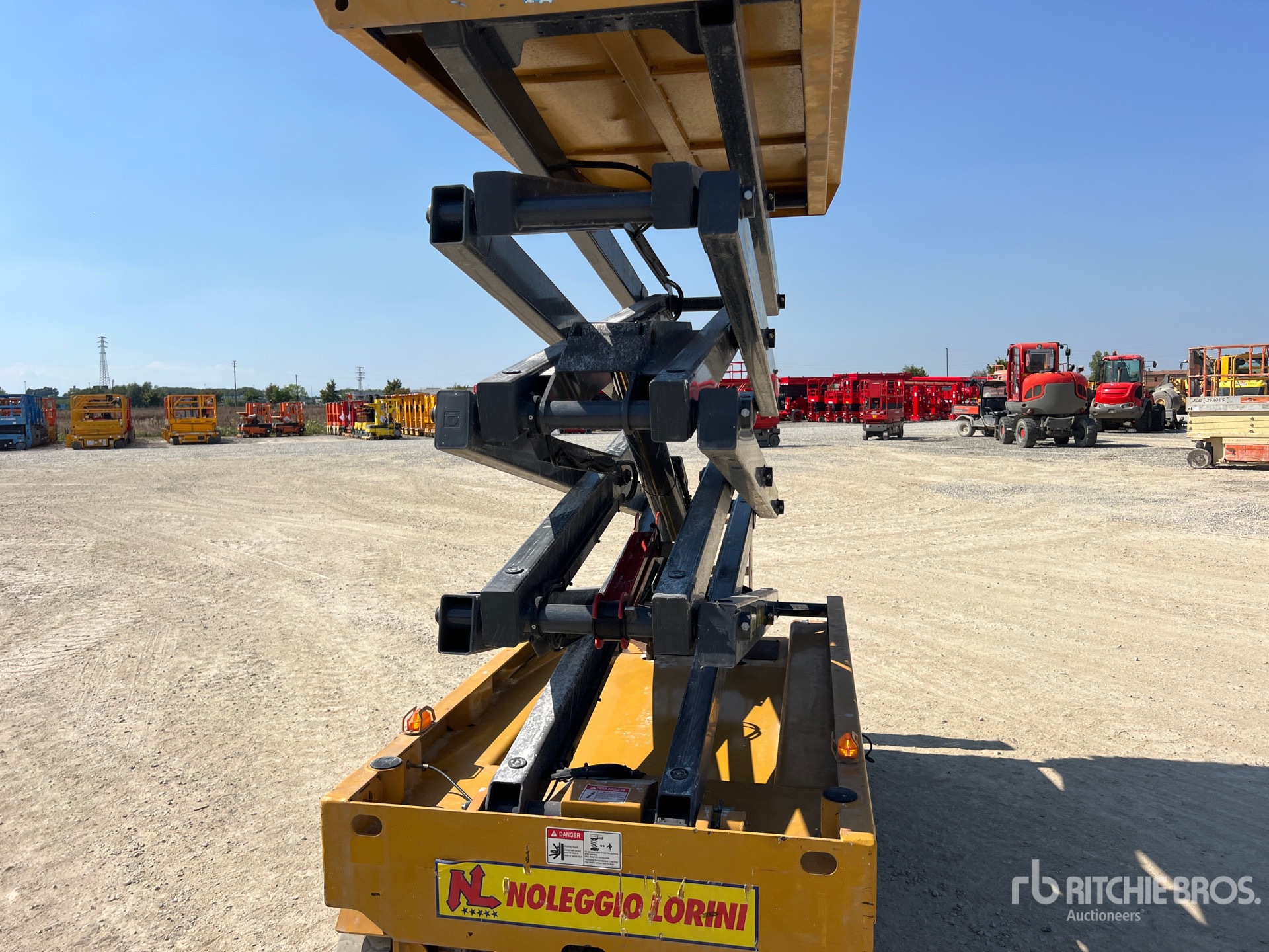 2022 XCMG XG1012AC