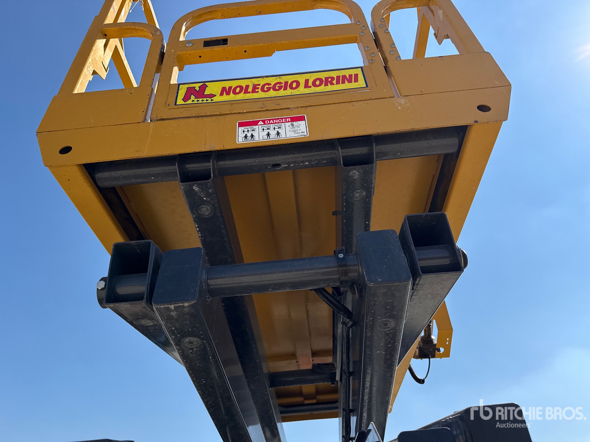 2022 XCMG XG1412AC
