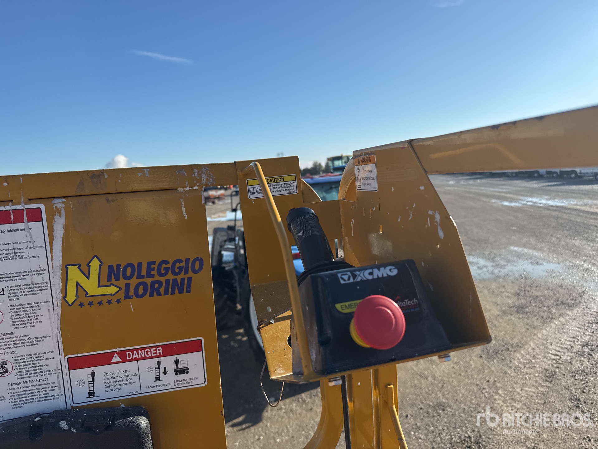 2022 XCMG XG1412AC