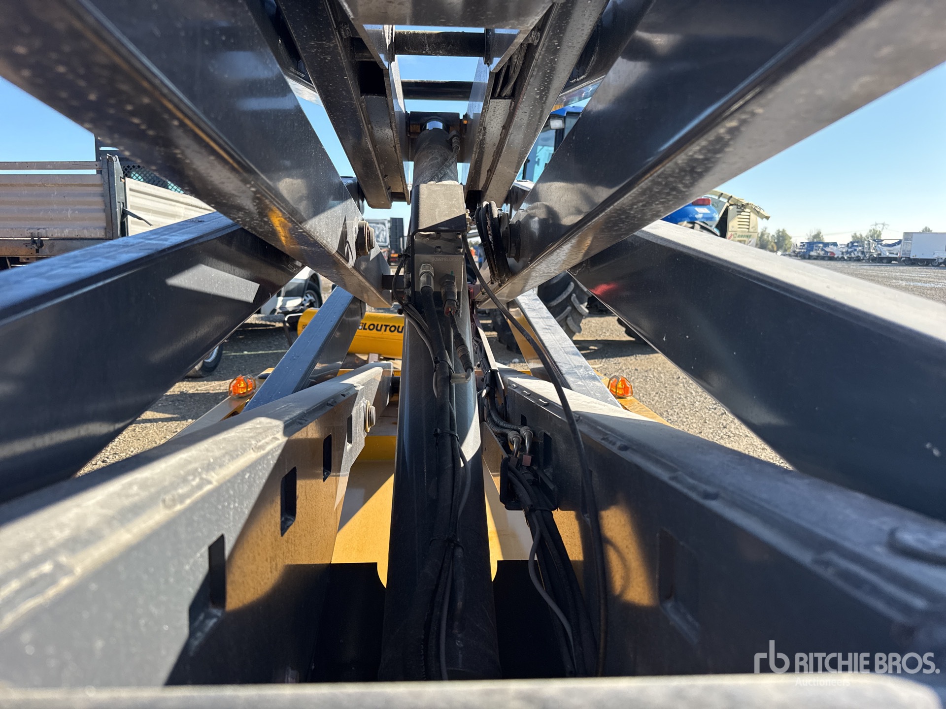 2022 XCMG XG1412AC