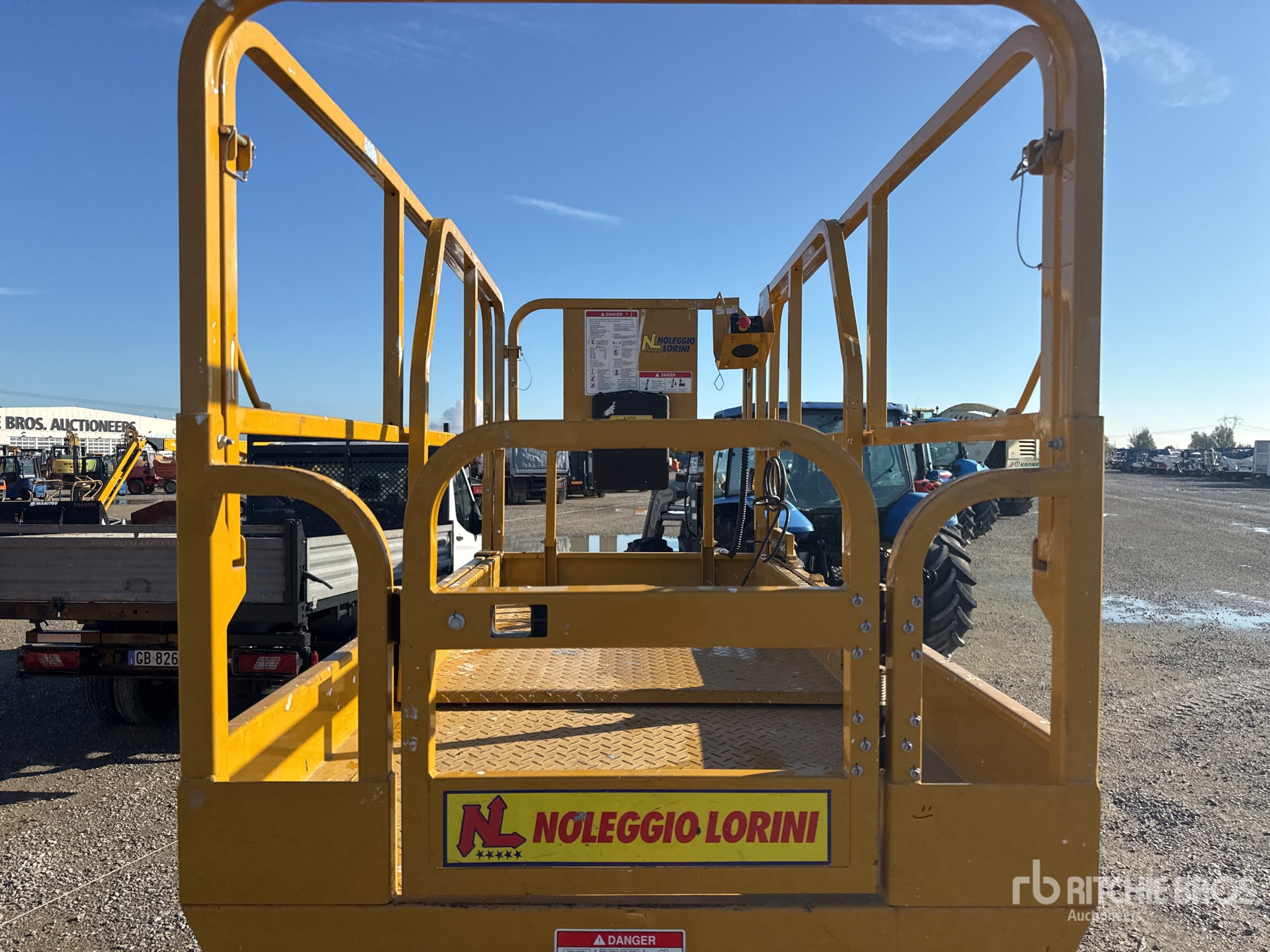 2022 XCMG XG1412AC