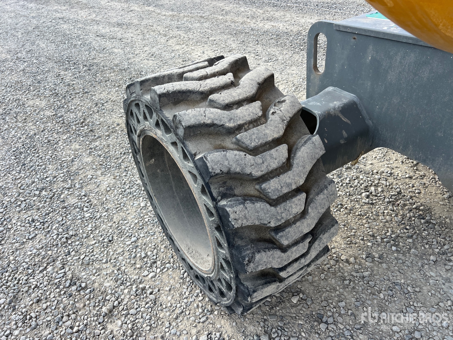 2019 Haulotte HA20RTJ