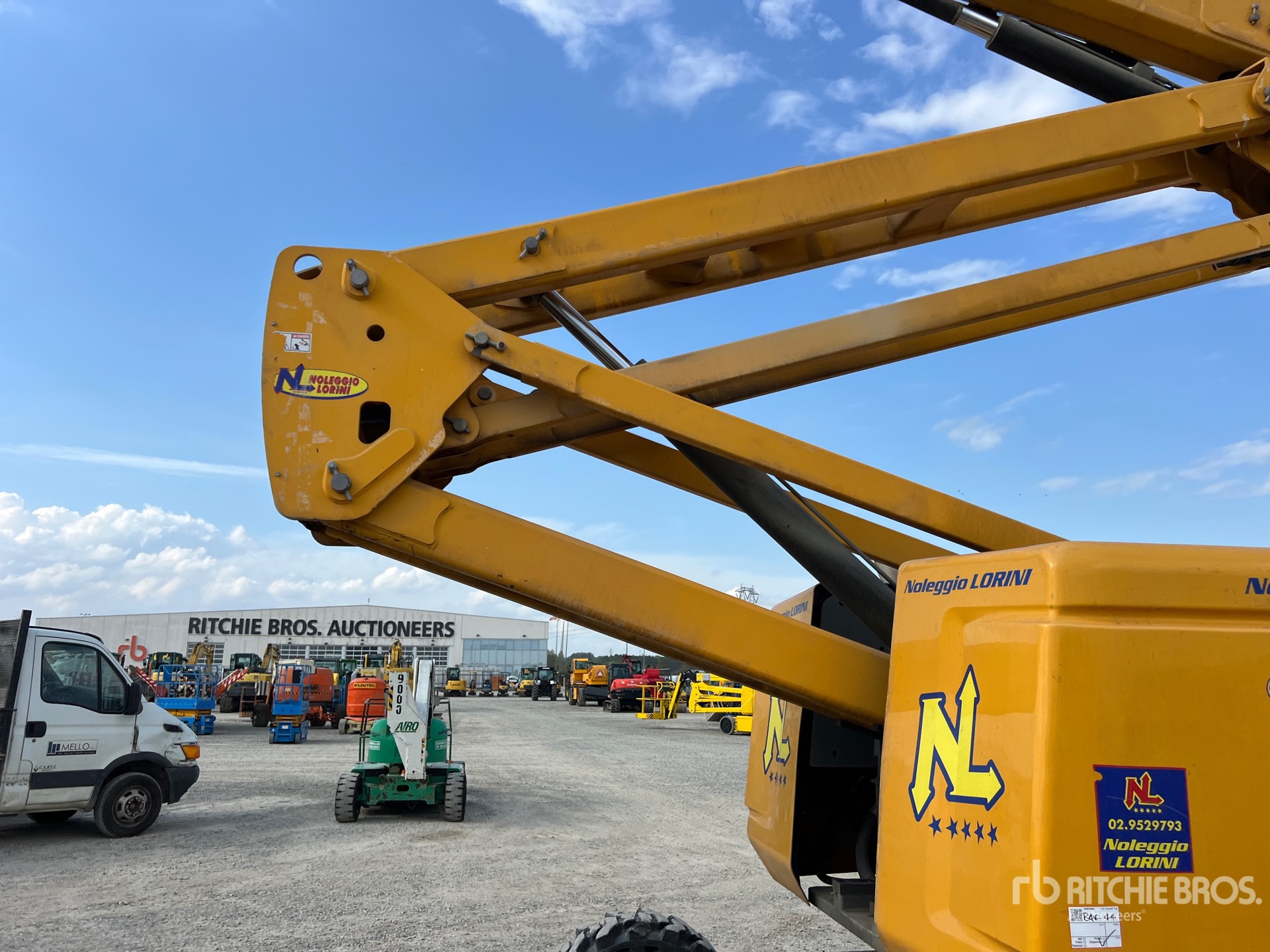 2019 Haulotte HA20RTJ