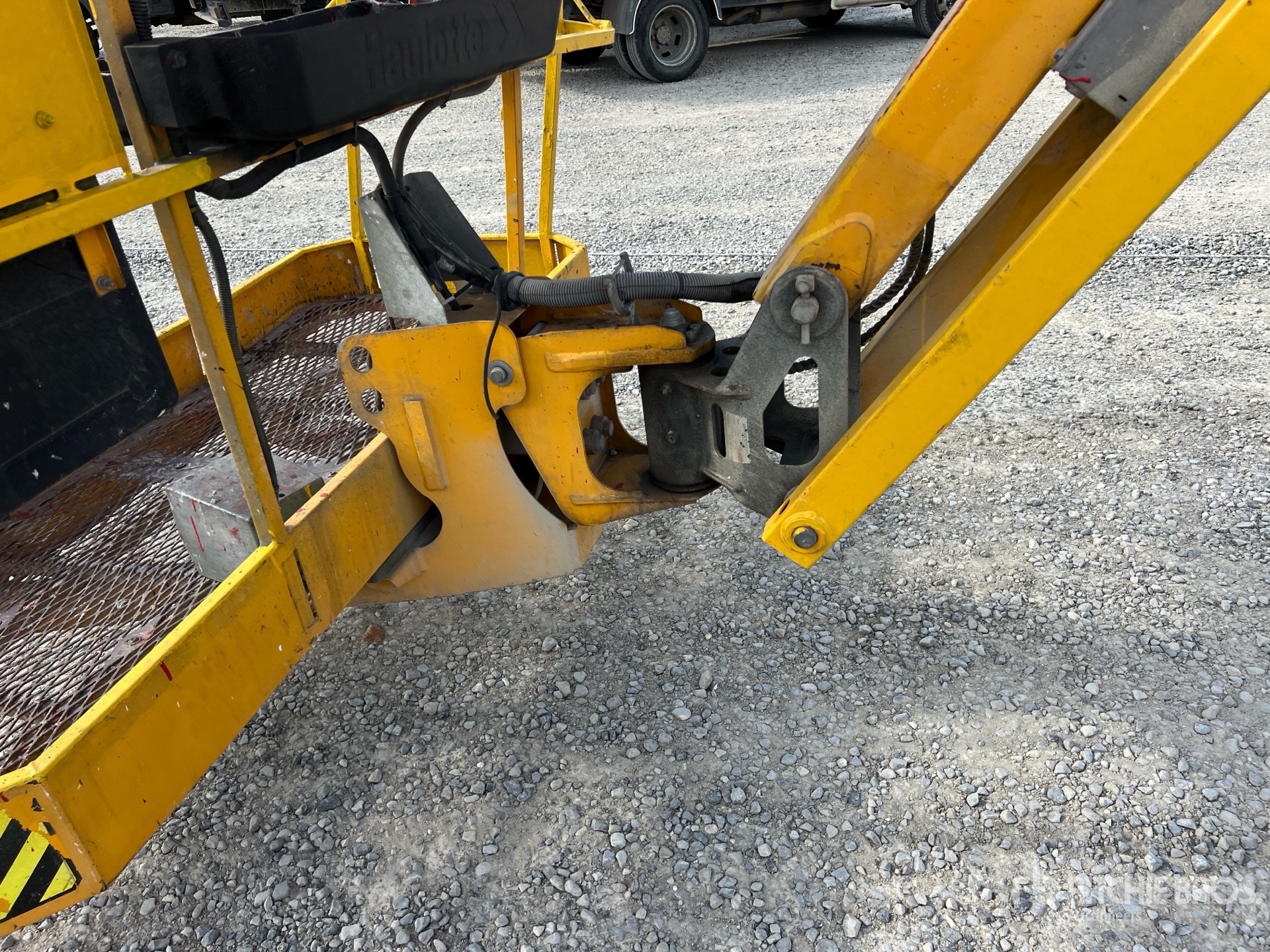 2019 Haulotte HA20RTJ
