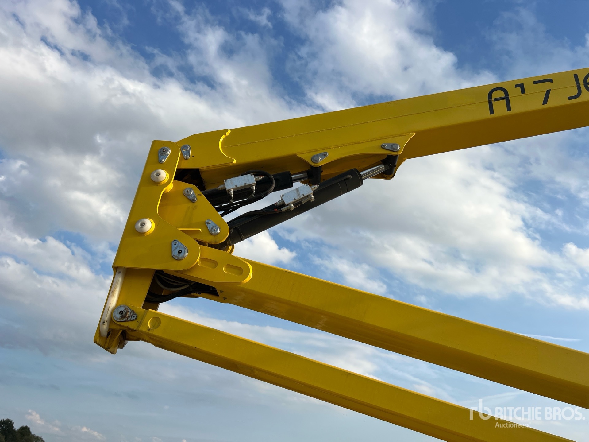 2021 Airo A17J