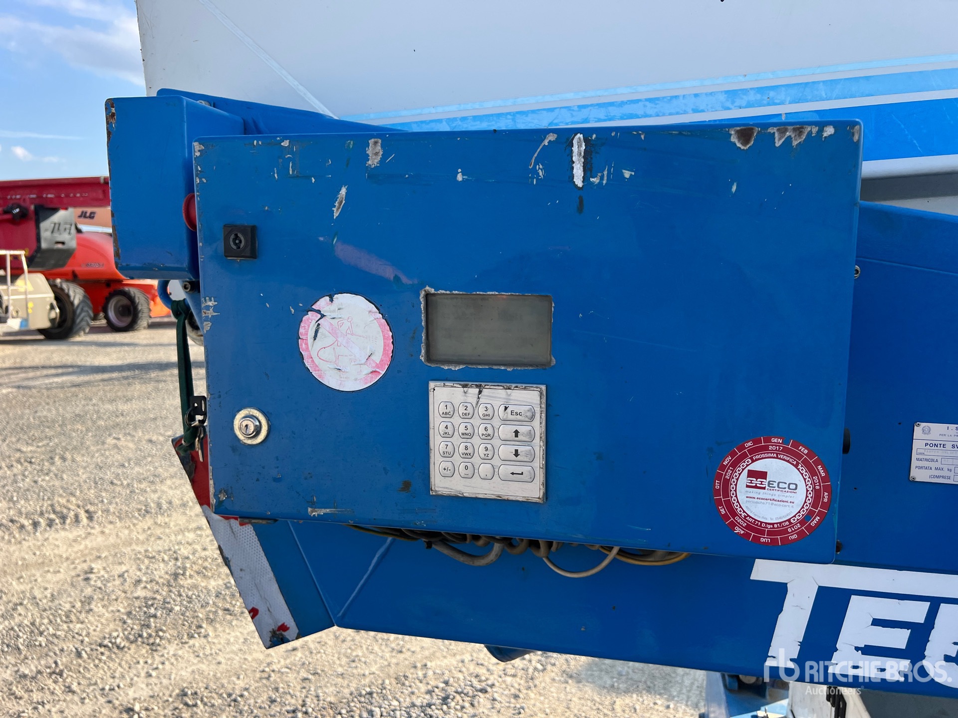 2001 Teupen LEO 36 H
