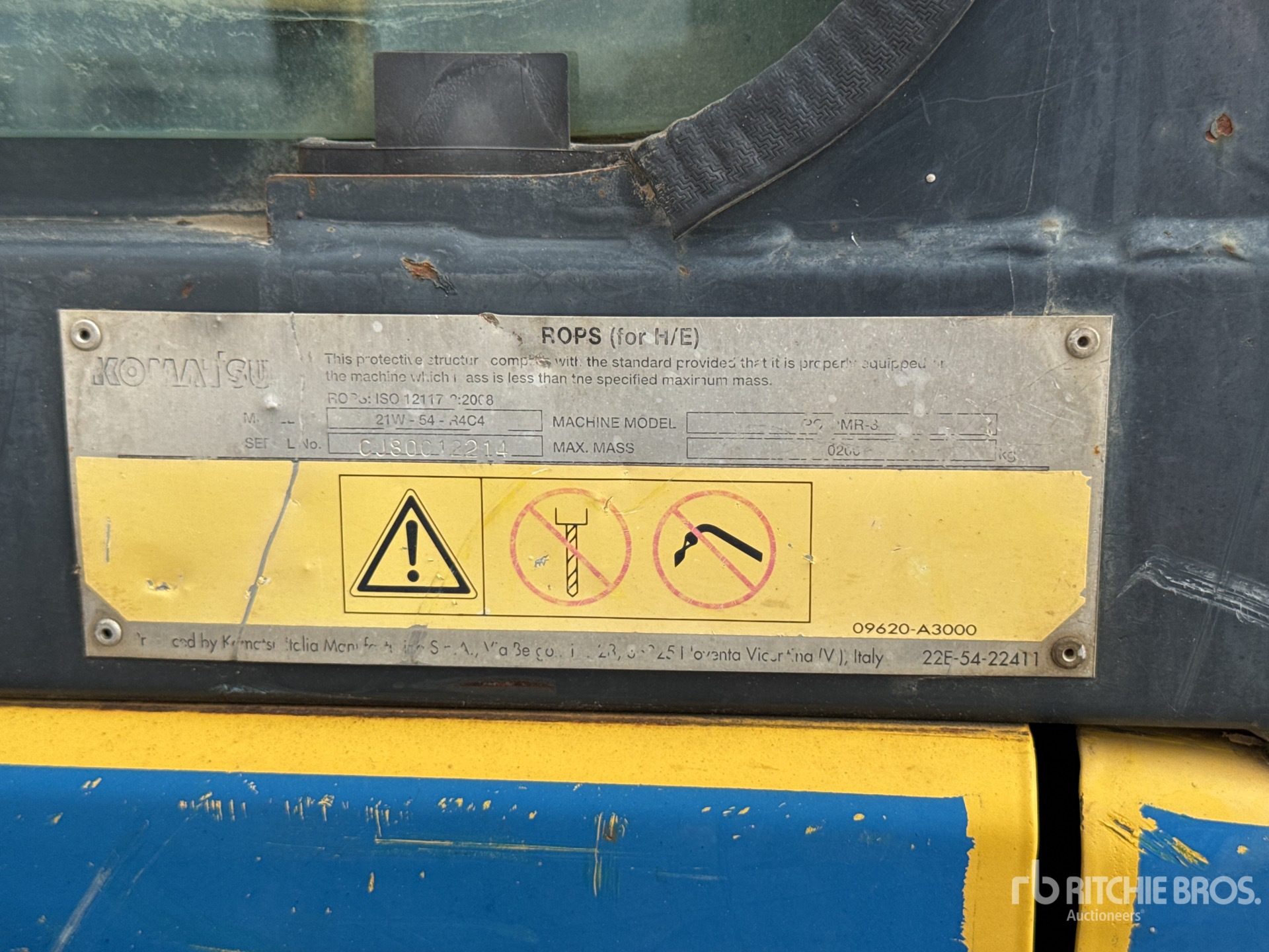 2014 Komatsu PC80MR-3