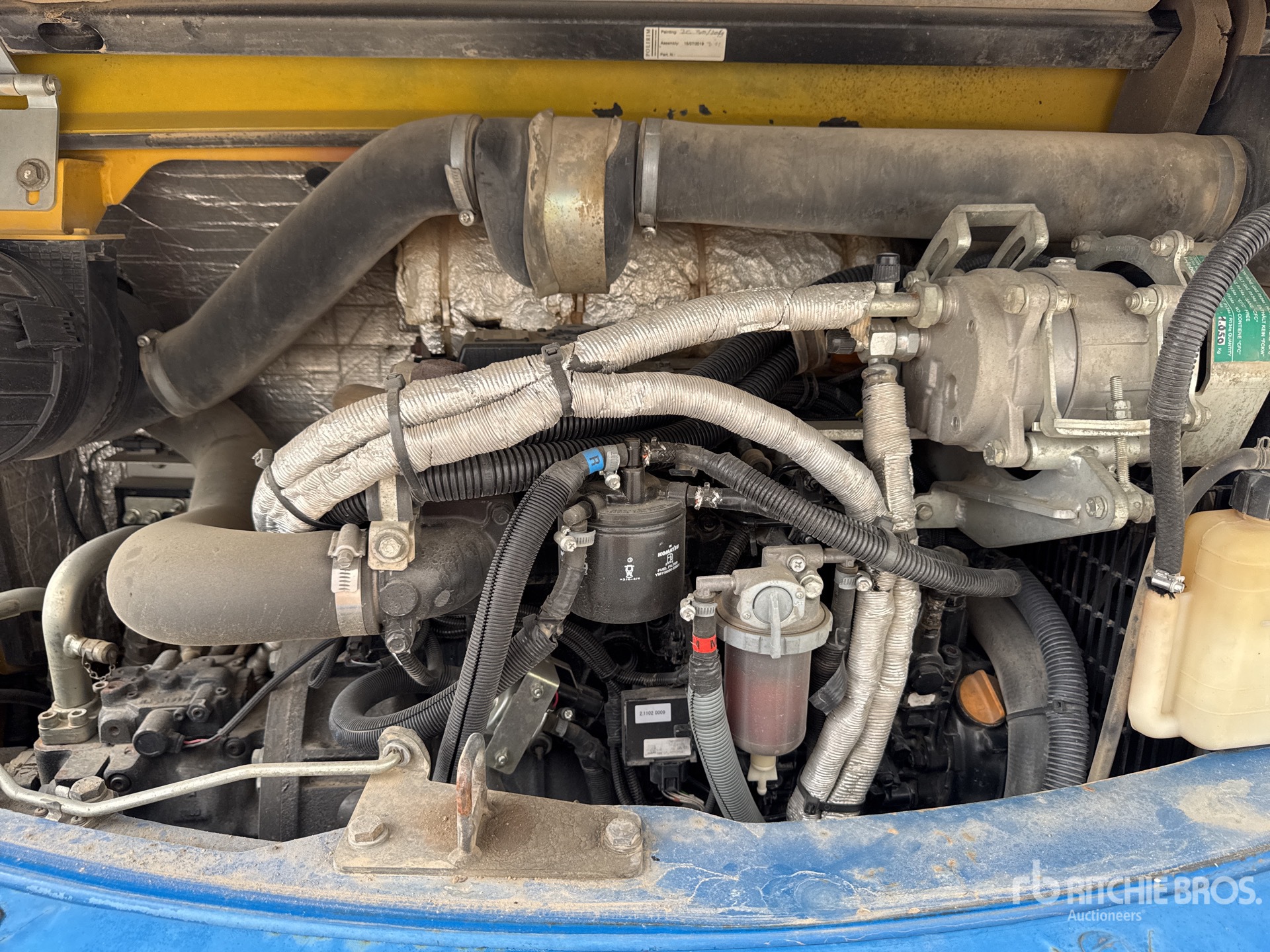 2014 Komatsu PC80MR-3