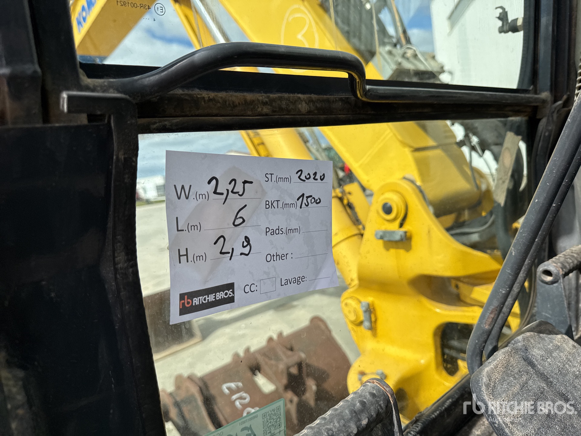 2014 Komatsu PC80MR-3