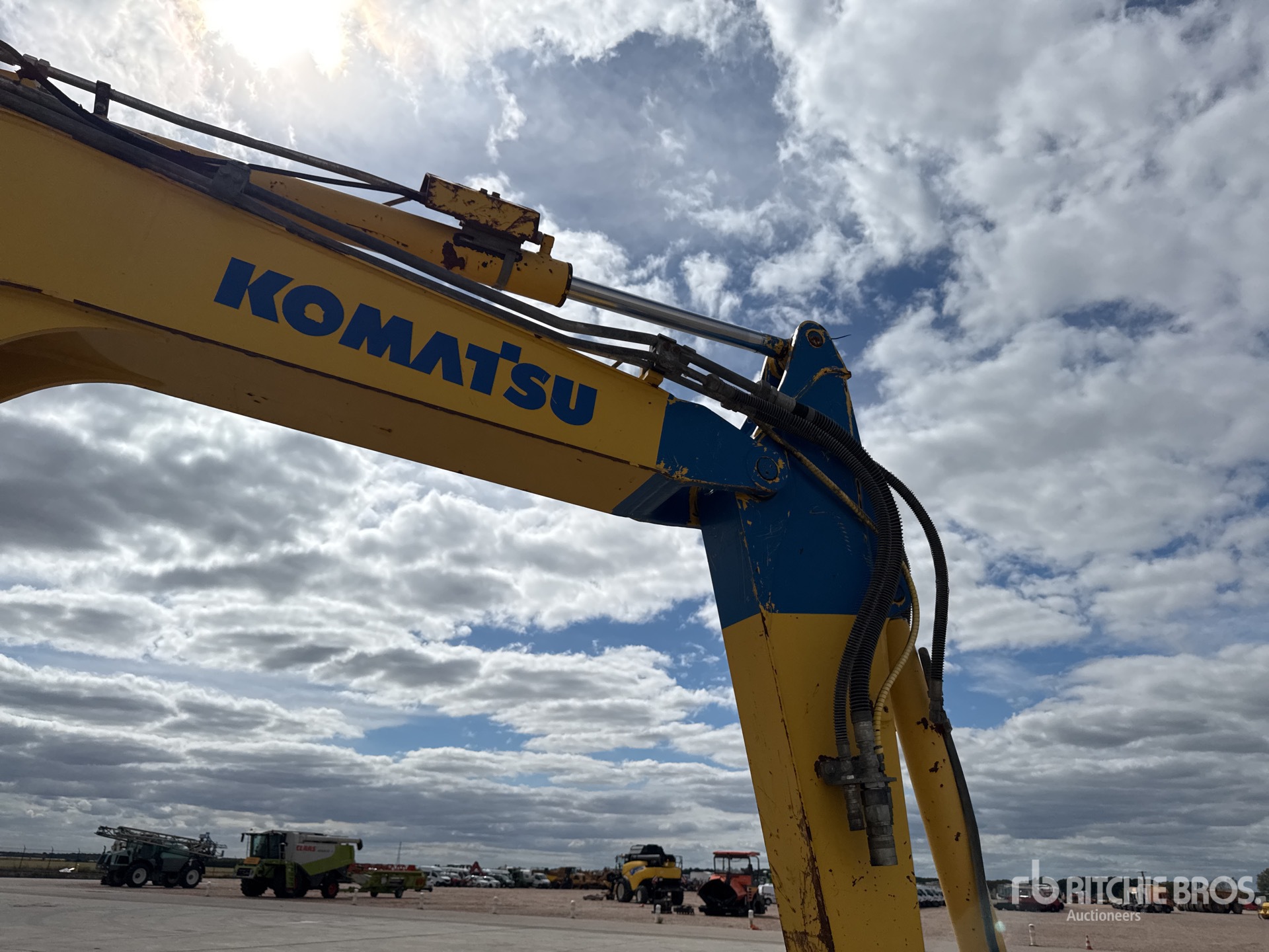 2014 Komatsu PC80MR-3