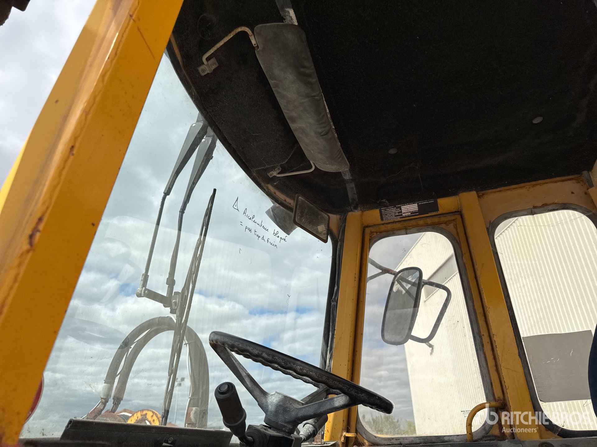 1988 Volvo L50