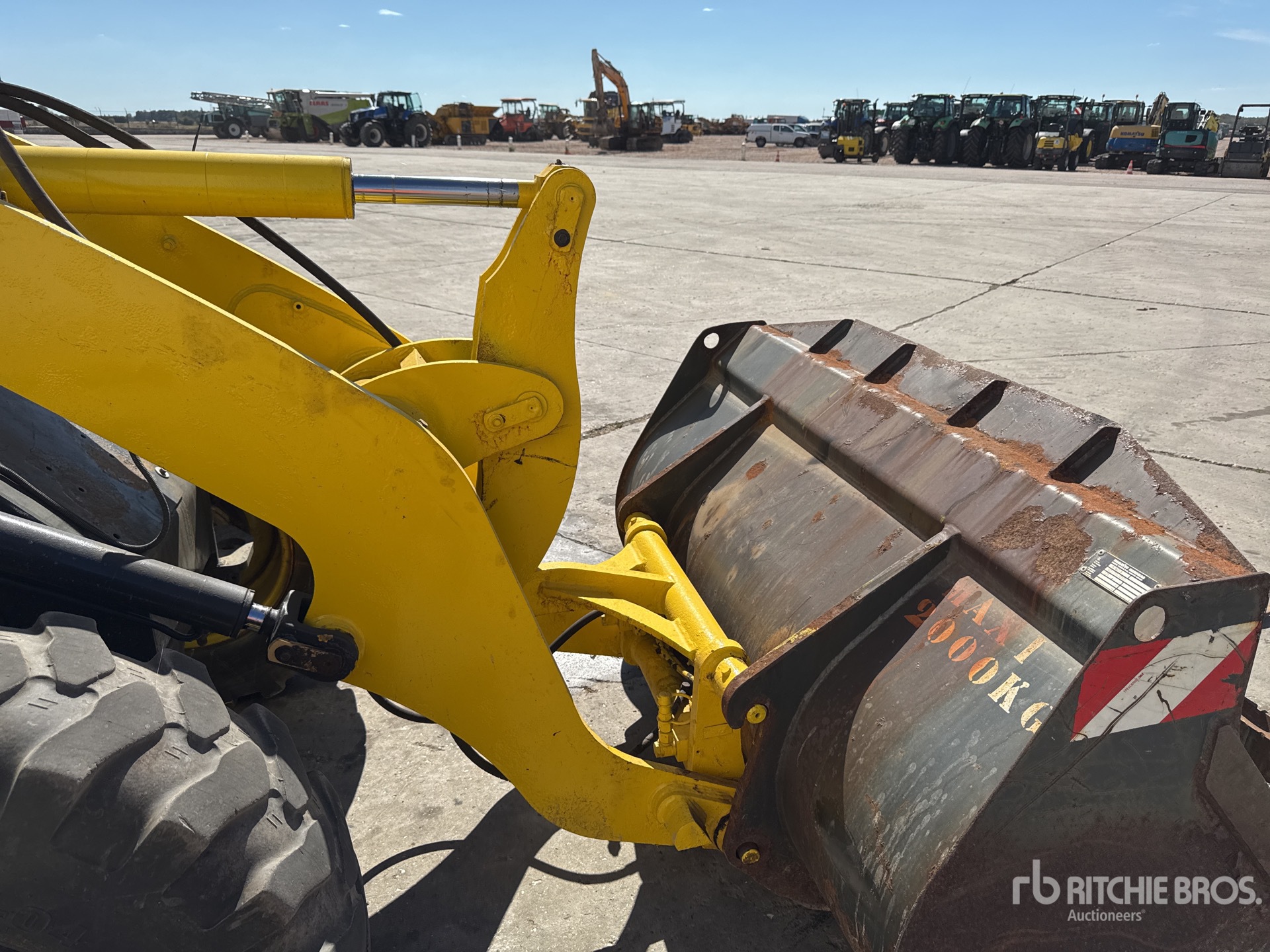 2010 Komatsu WA80-6