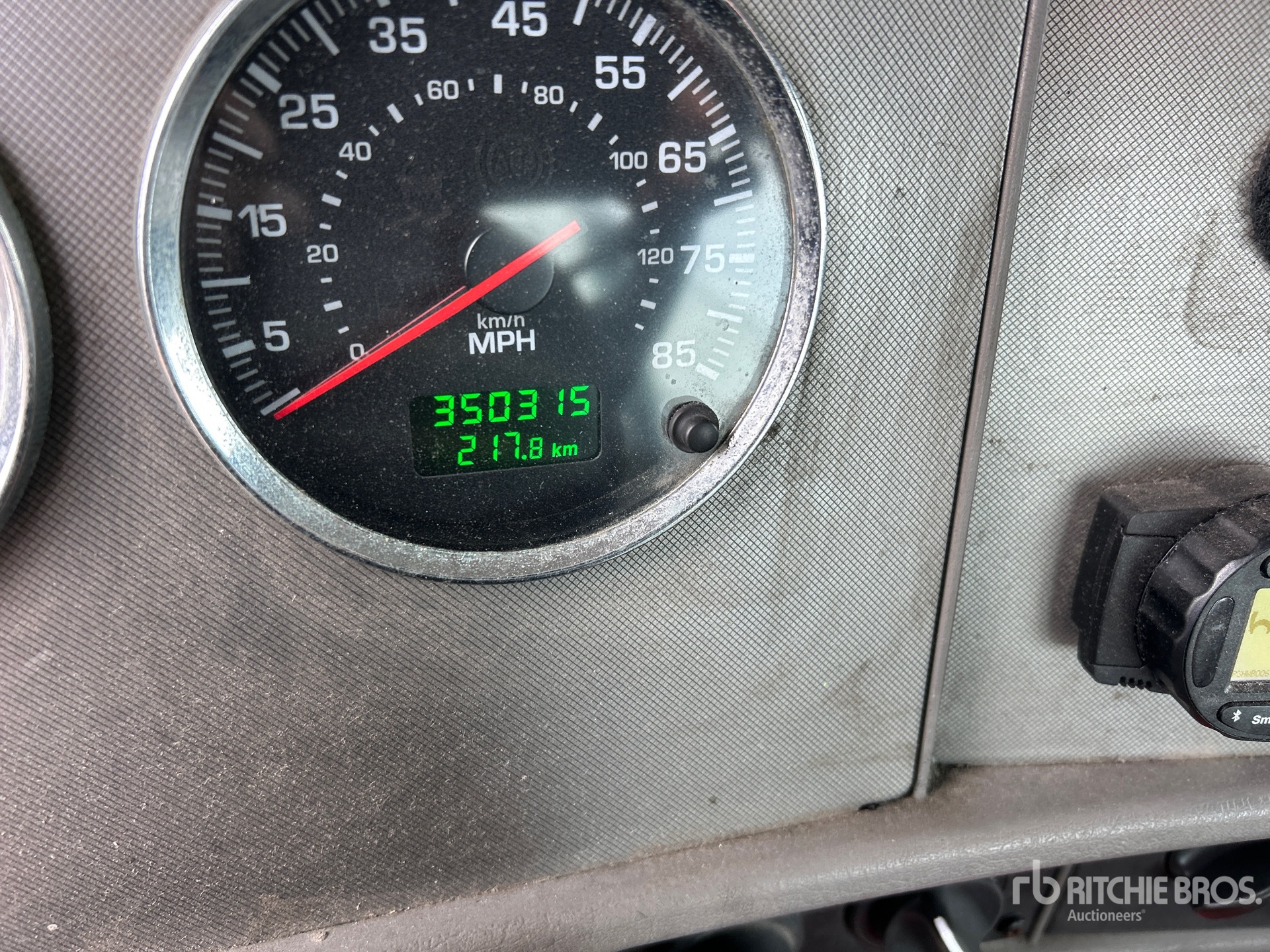 2011 Kenworth T300