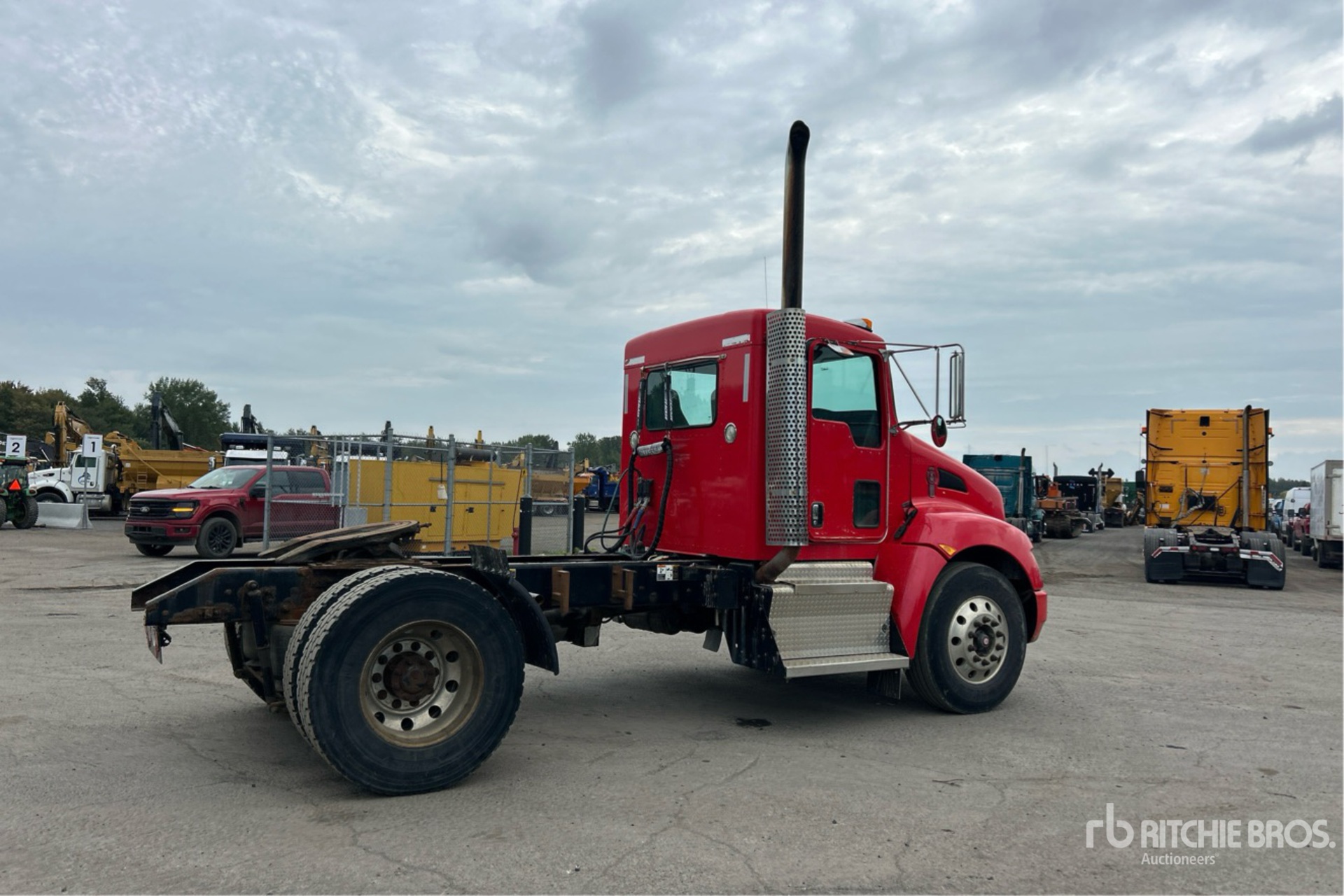 2011 Kenworth T300