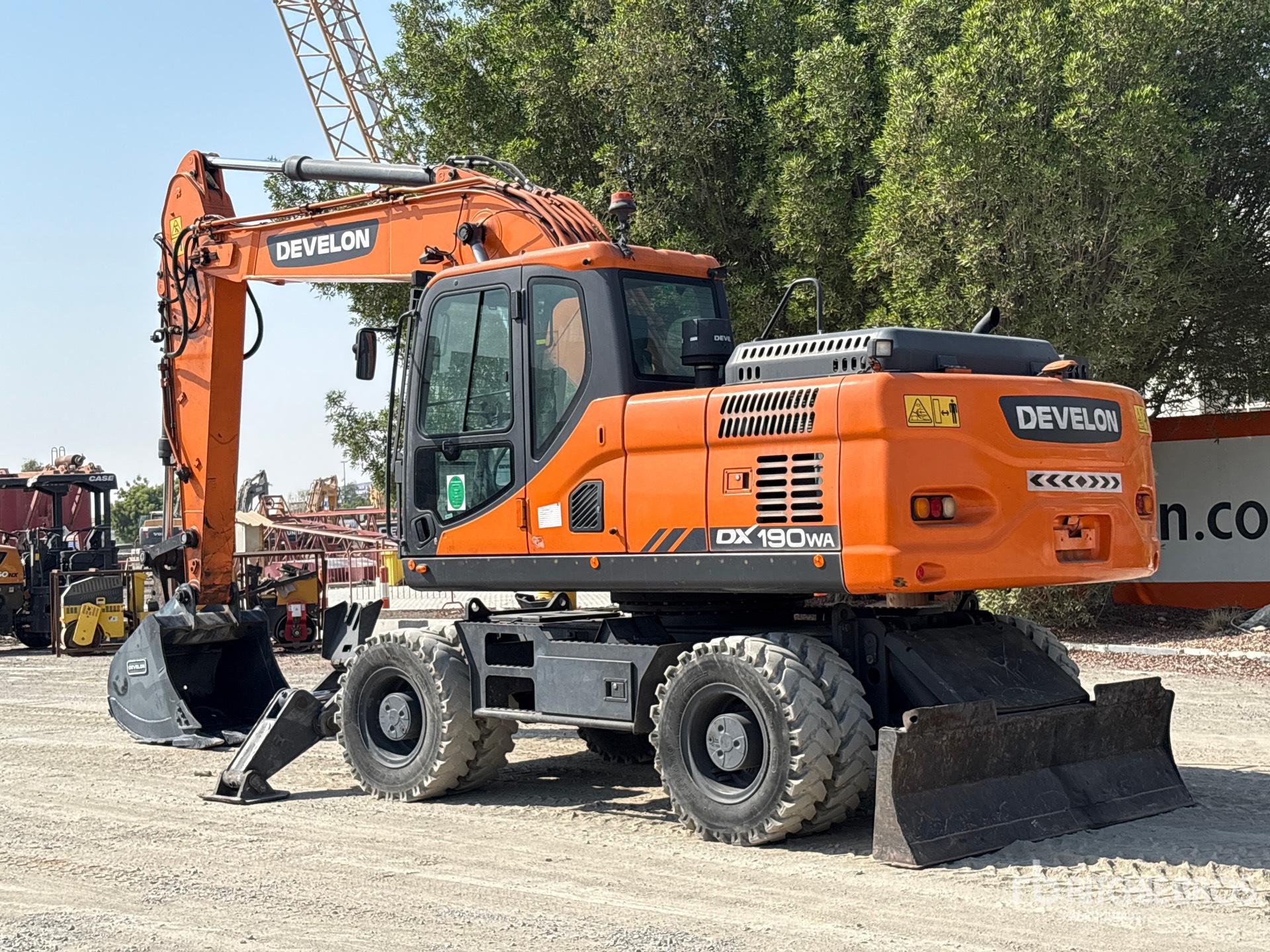 2024 Develon DX190WA