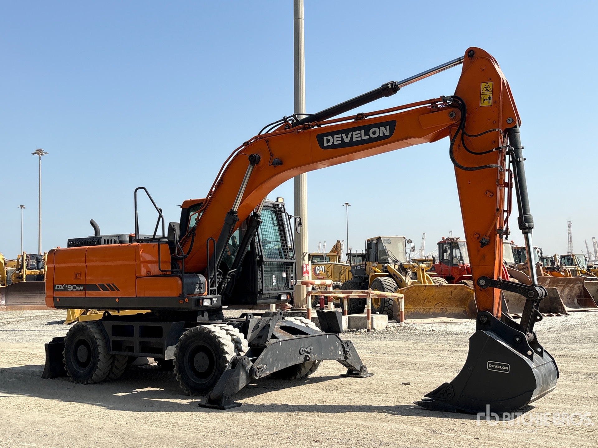 2024 Develon DX190WA
