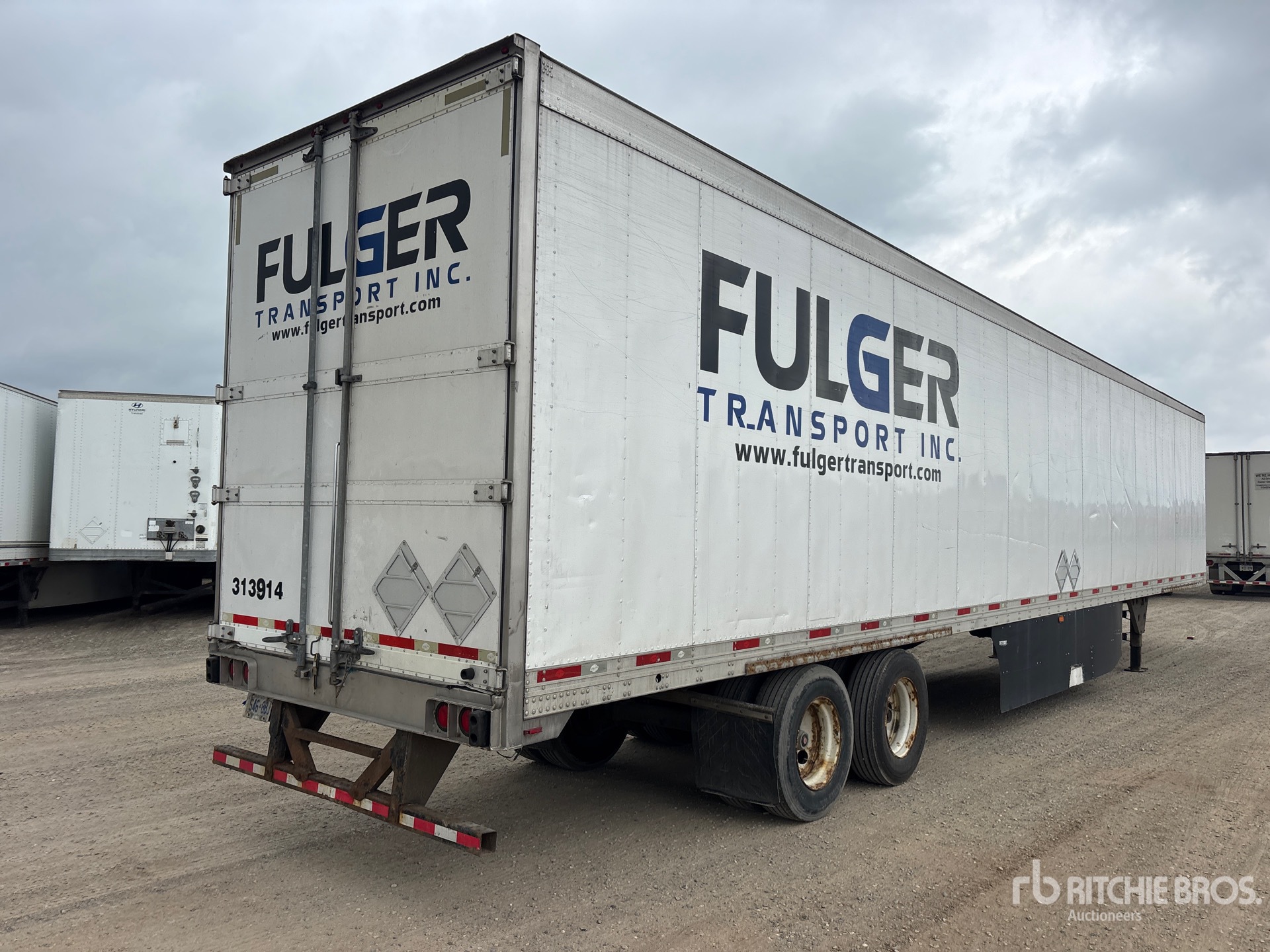 2014 Utility 53 FT T/A