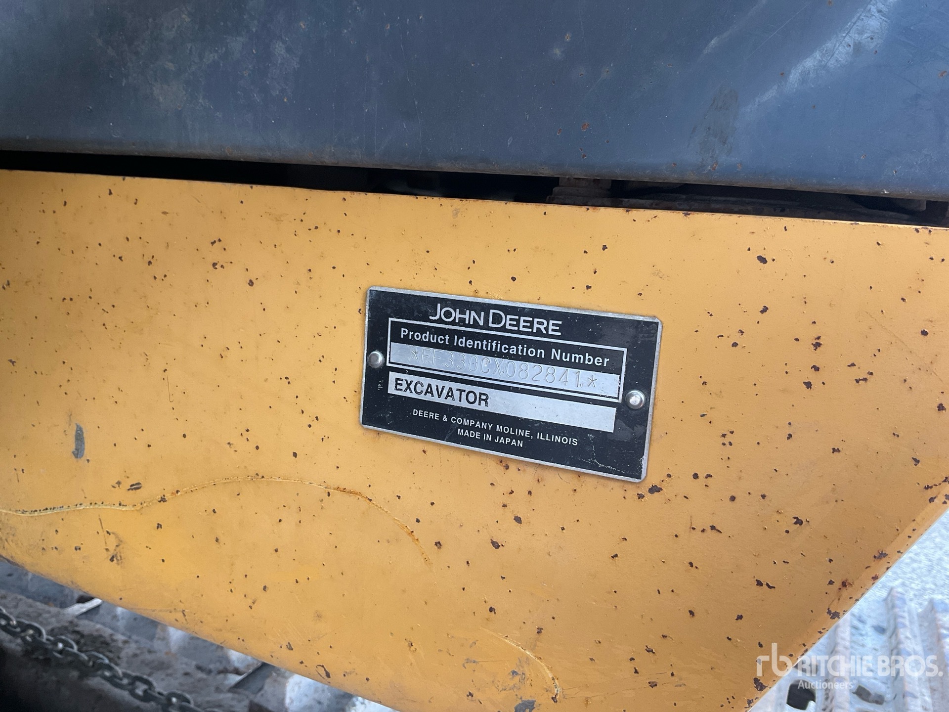 2004 John Deere 330C LC