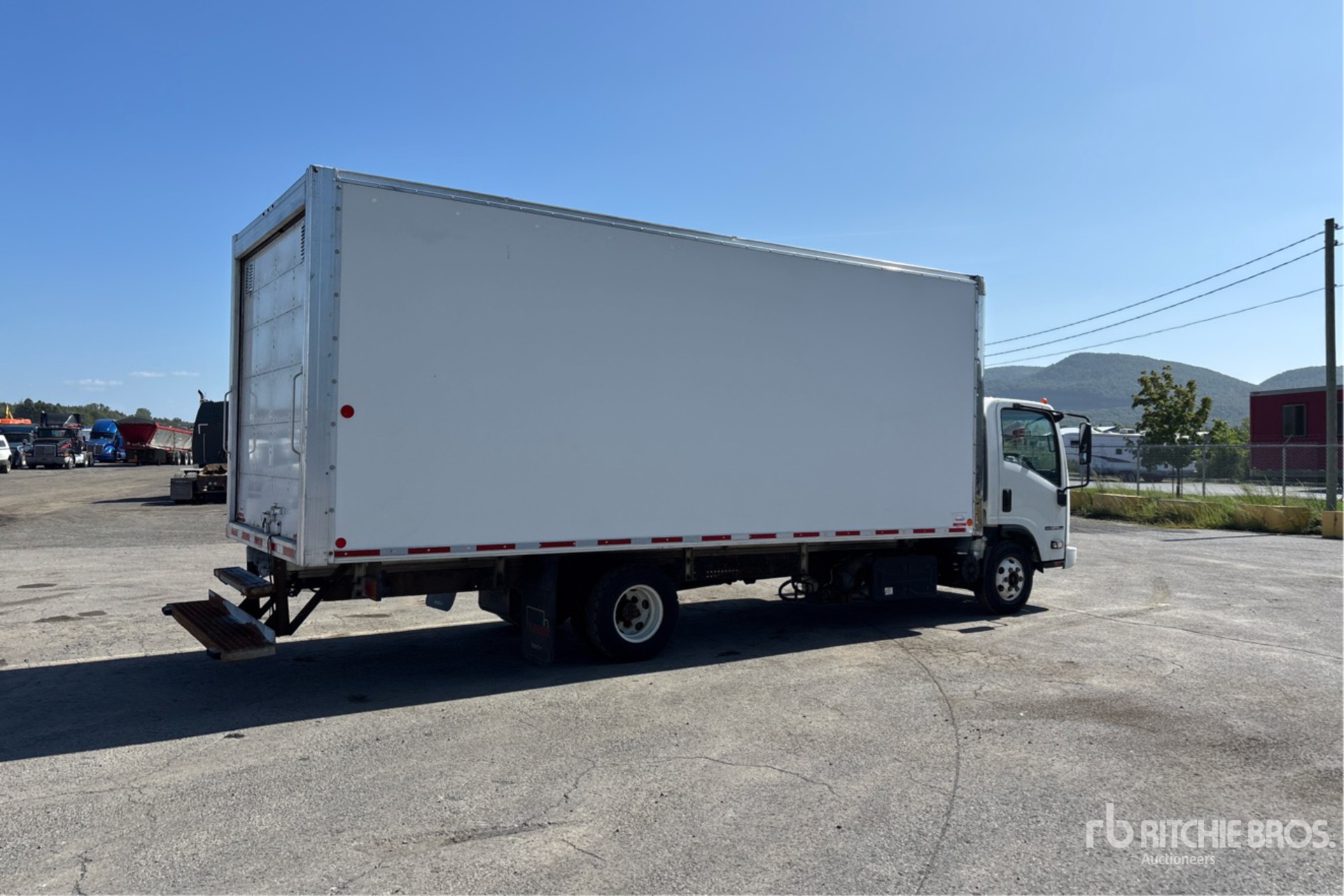 2020 Isuzu NPR