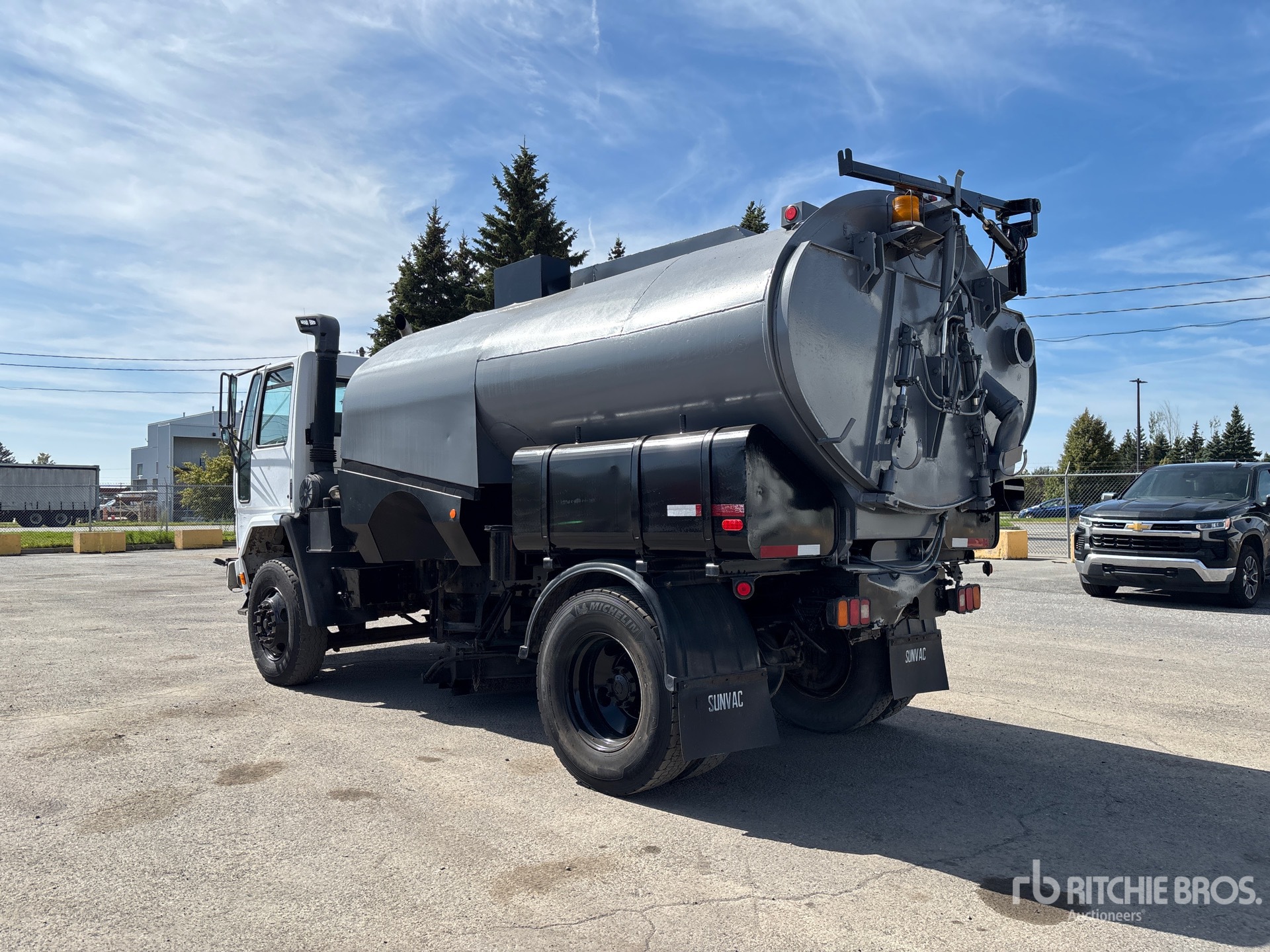 1993 Ford CF7000