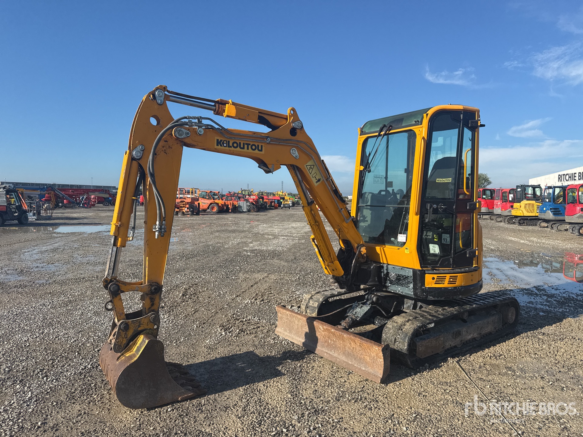 Photo of 2014 Yanmar VIO33UCR