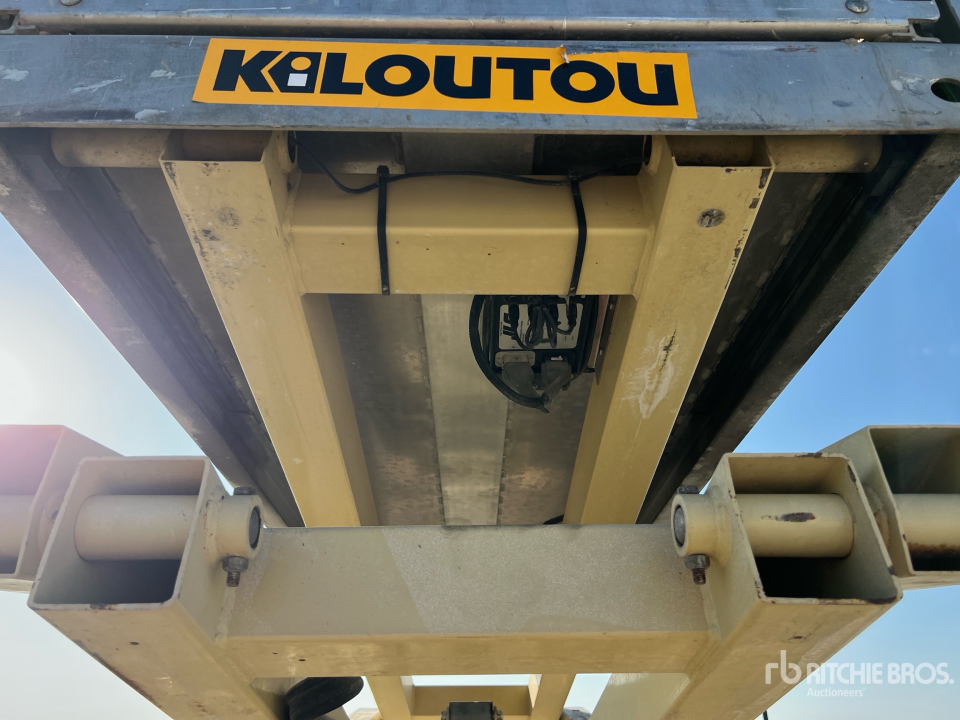 2011 JLG 2646ES