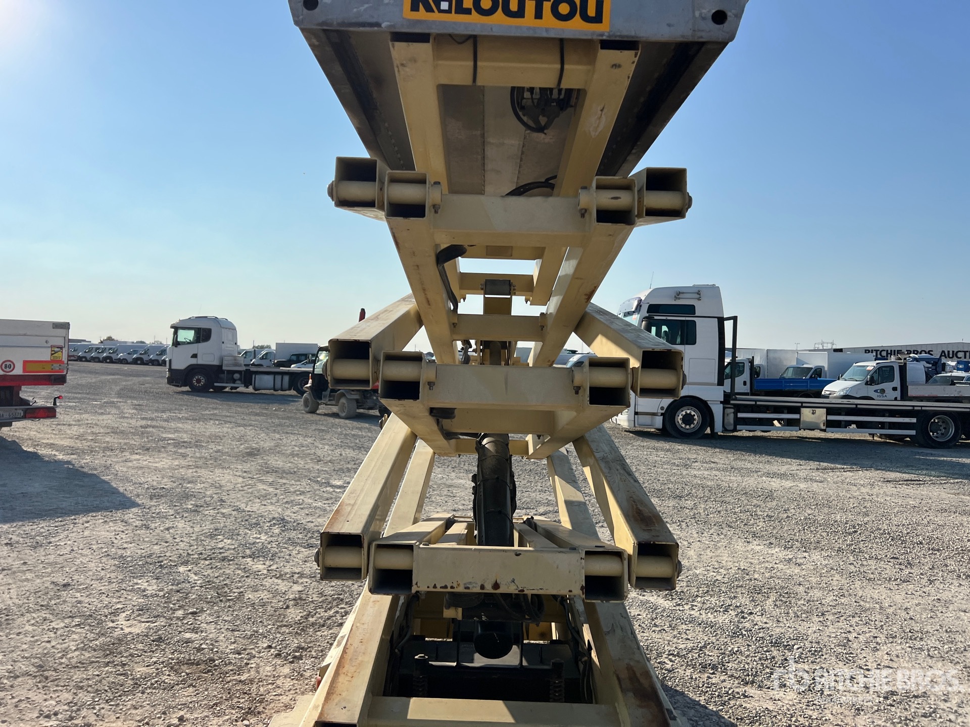 2011 JLG 2646ES
