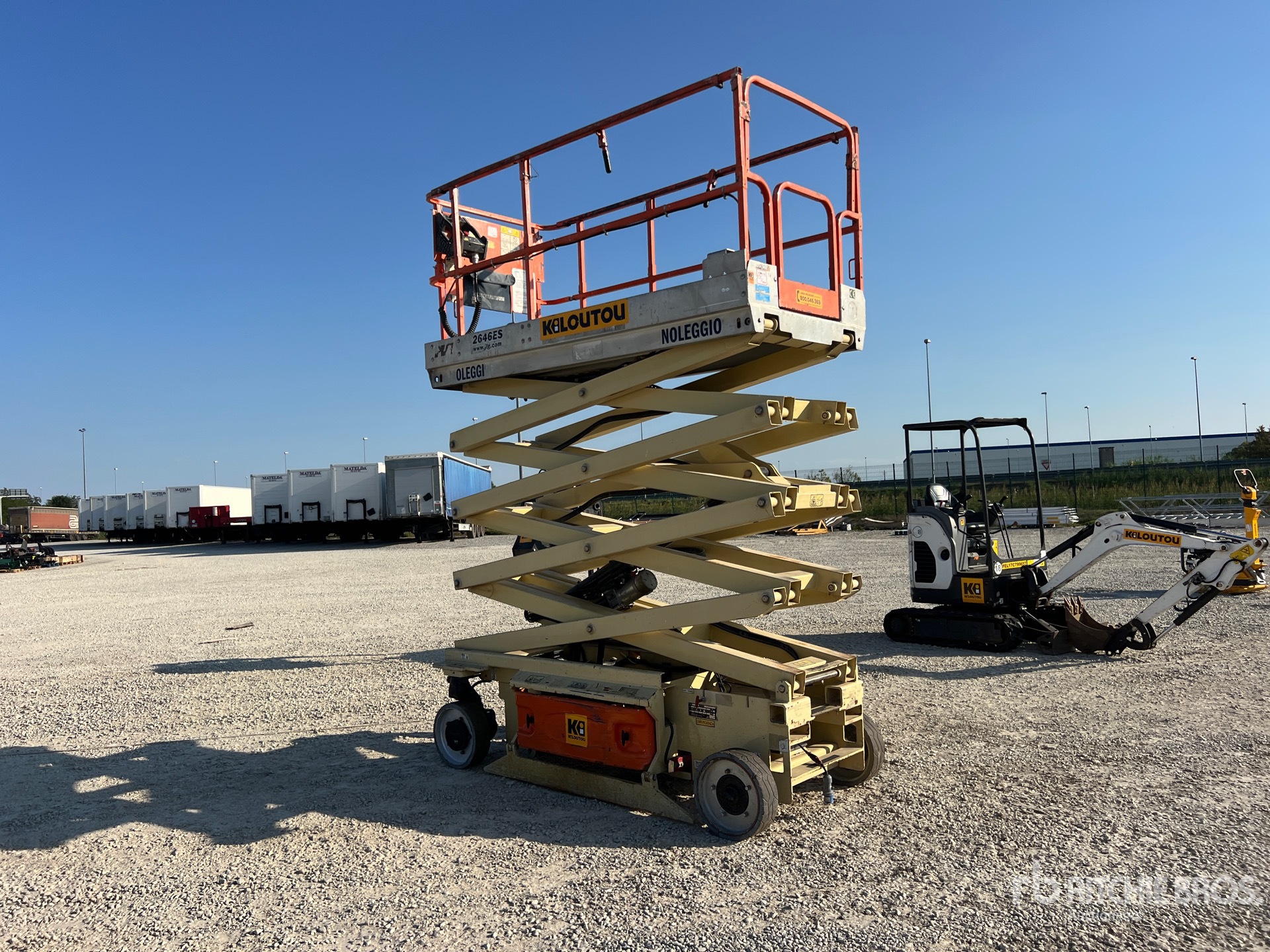 2011 JLG 2646ES