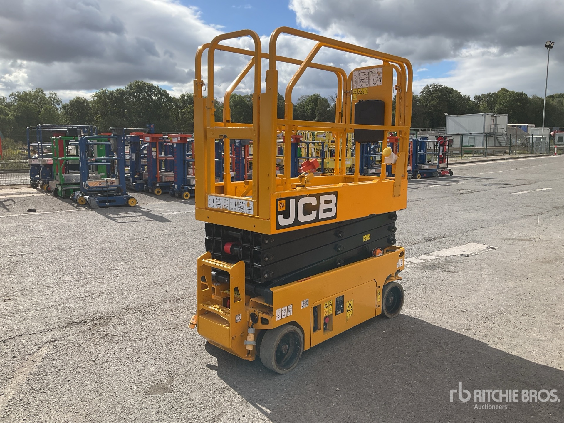 2021 JCB S1930E