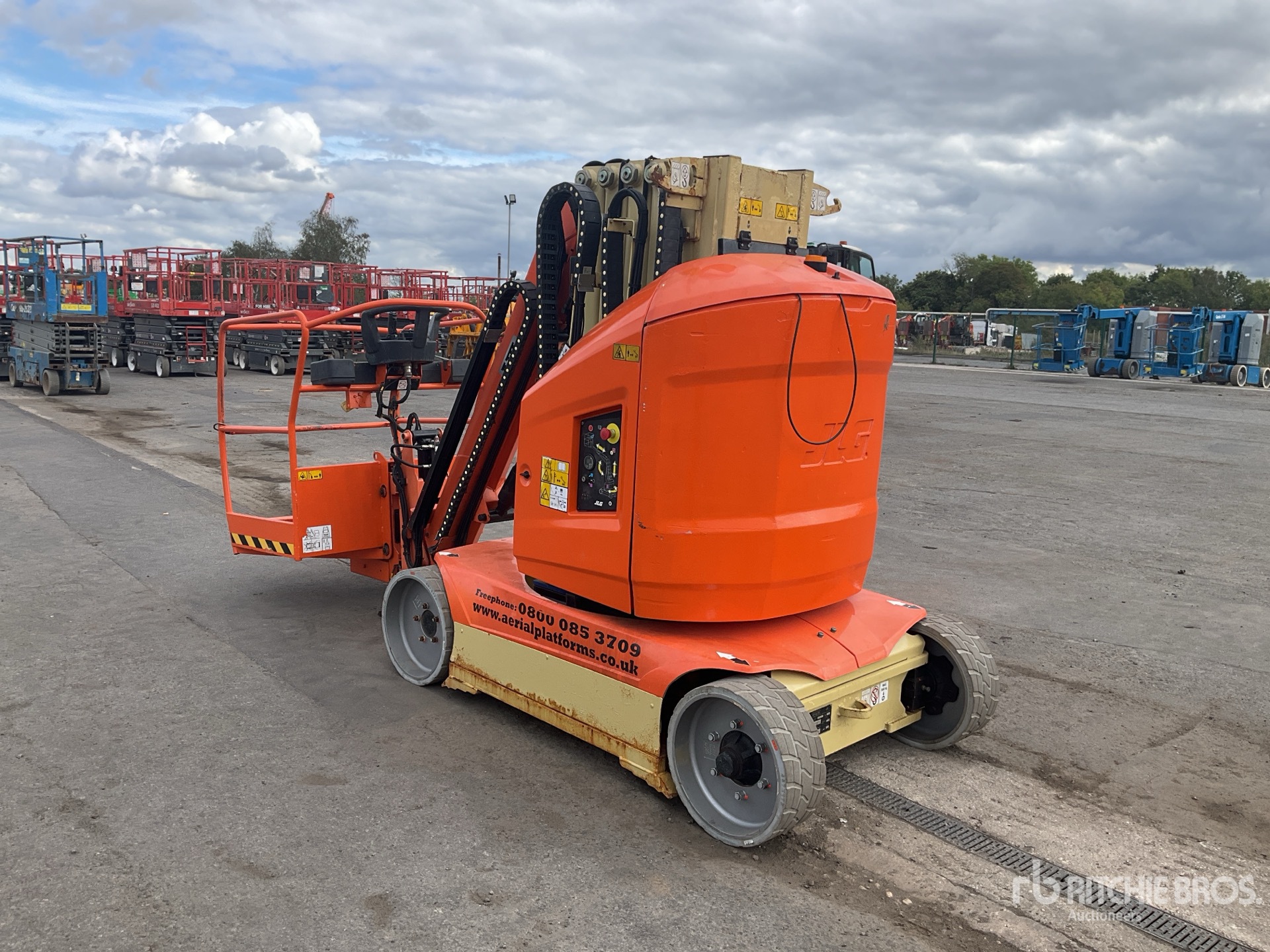 2014 JLG TOUCAN 12E