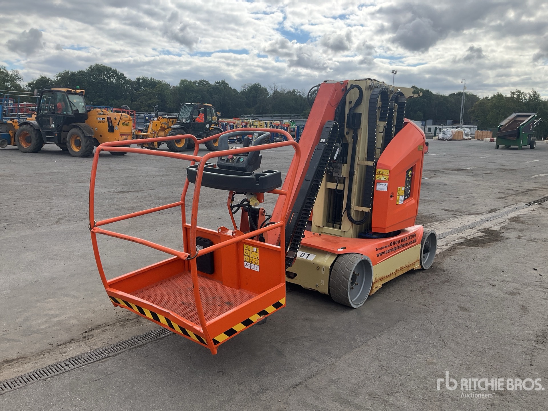 2014 JLG TOUCAN 12E