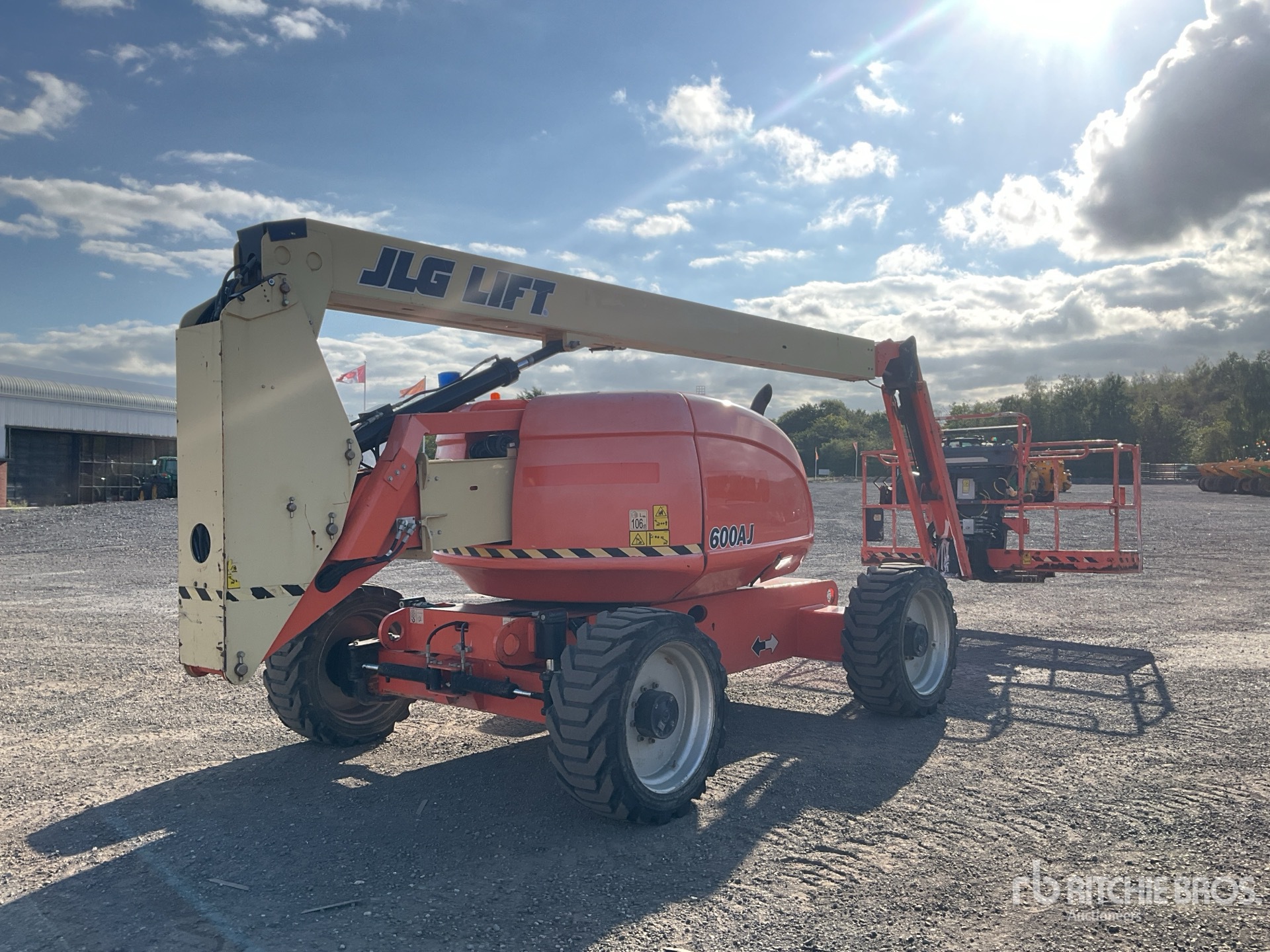 2016 JLG 600AJ