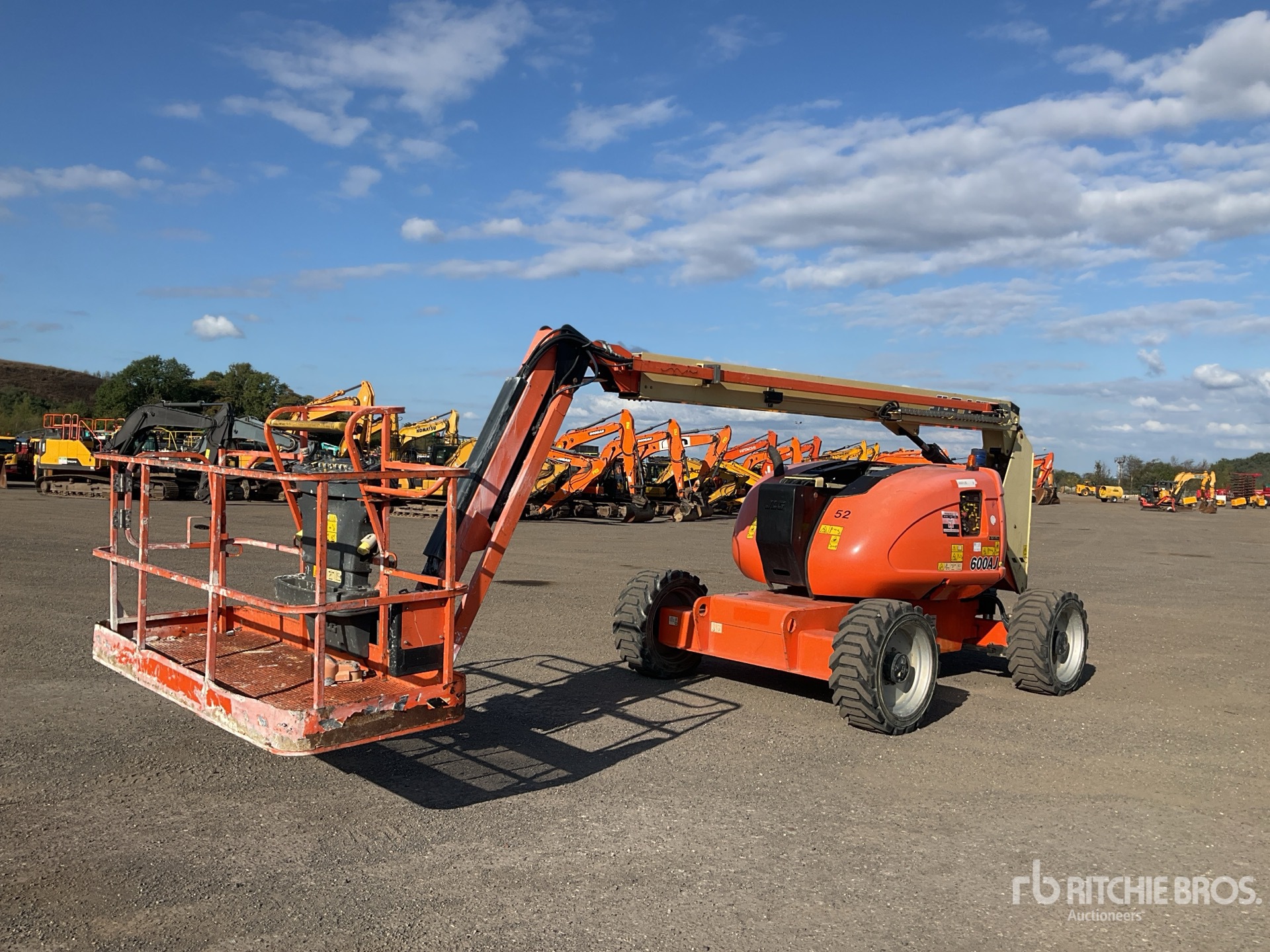 2016 JLG 600AJ