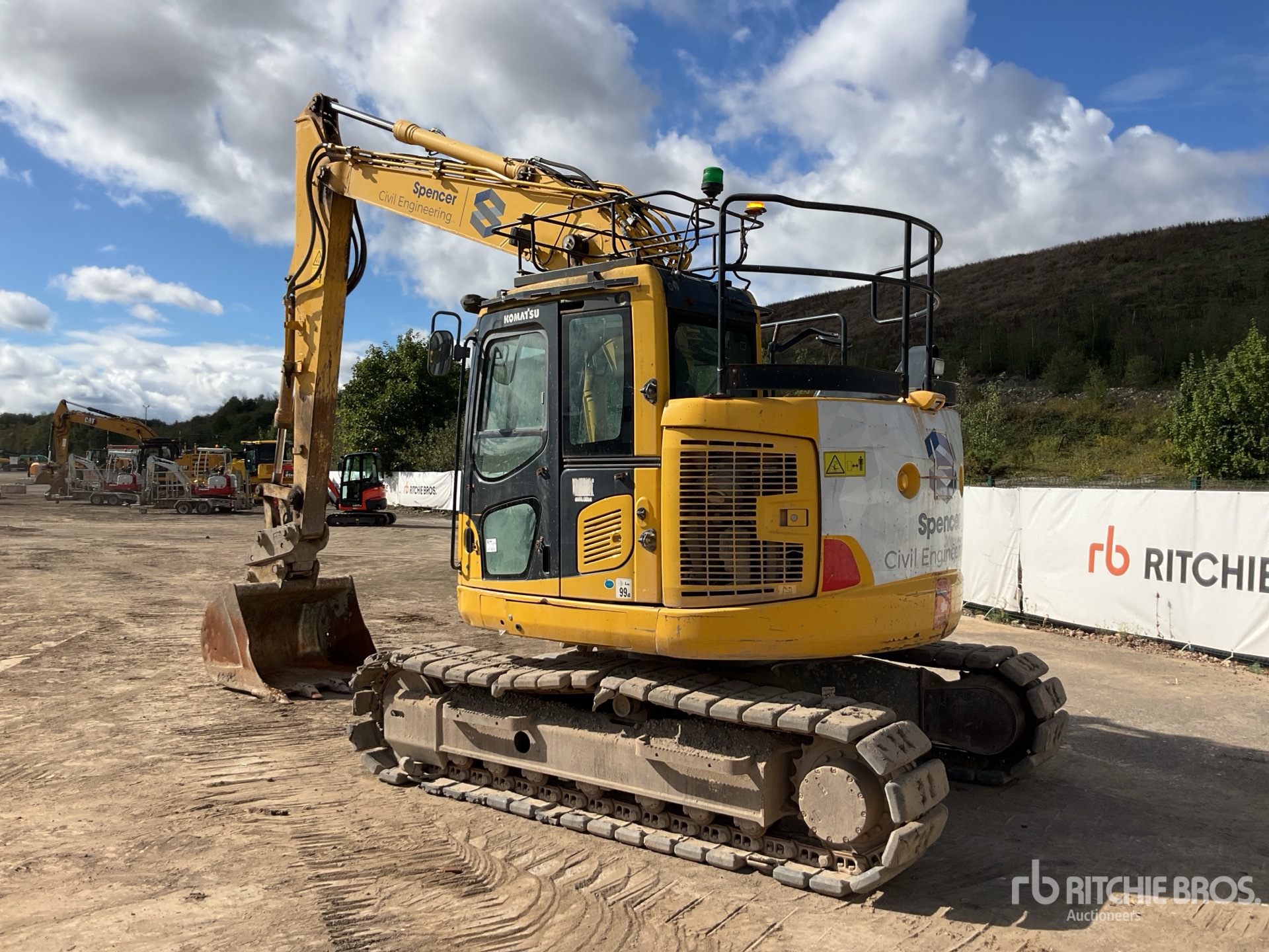2016 Komatsu PC138US-11