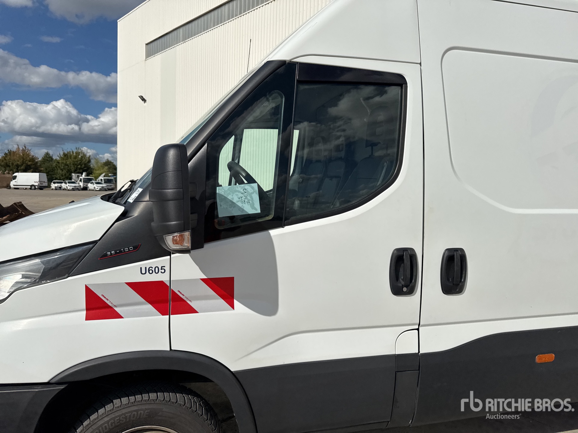 2020 Iveco 35-180