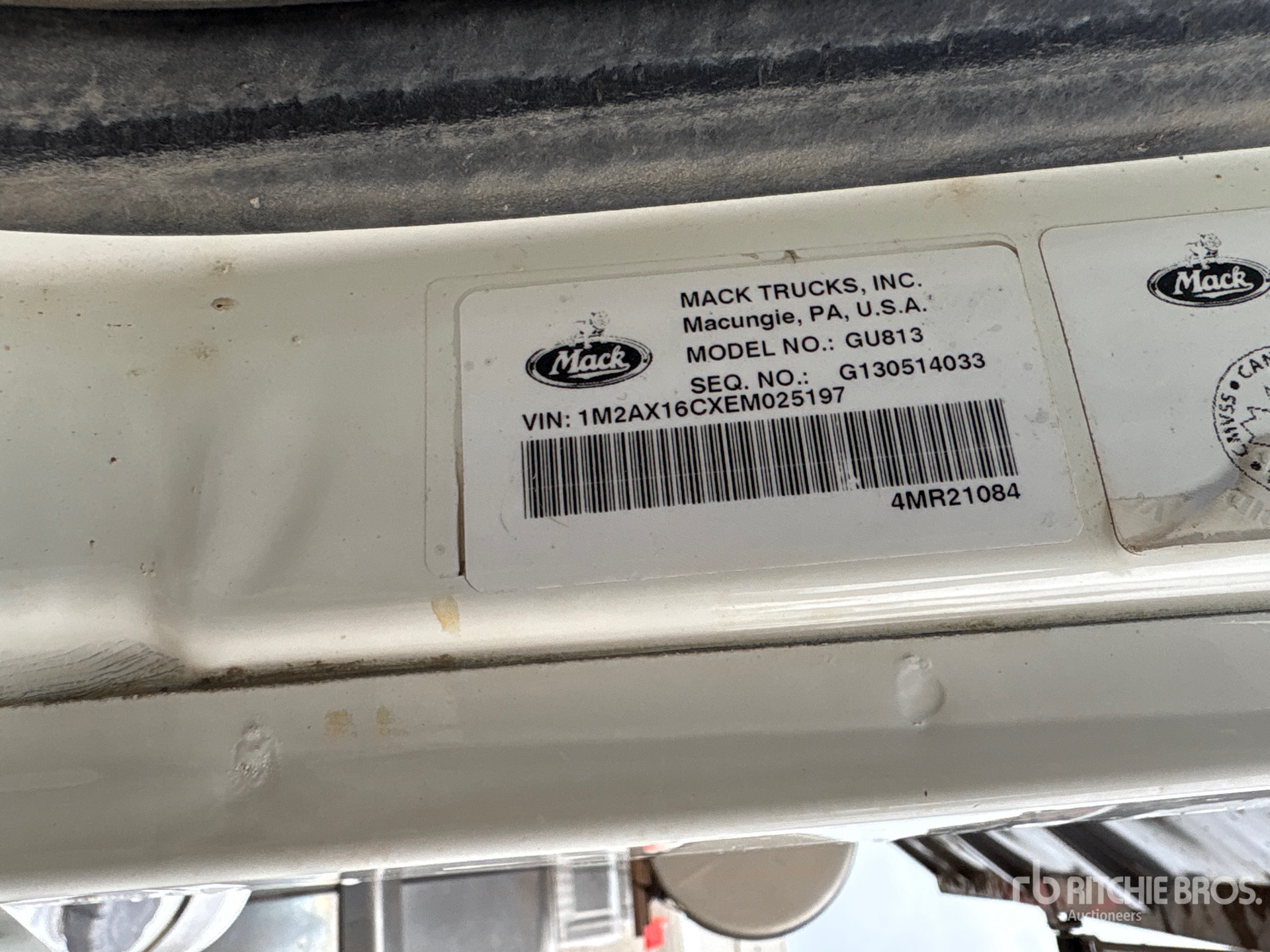 2014 Mack GU813