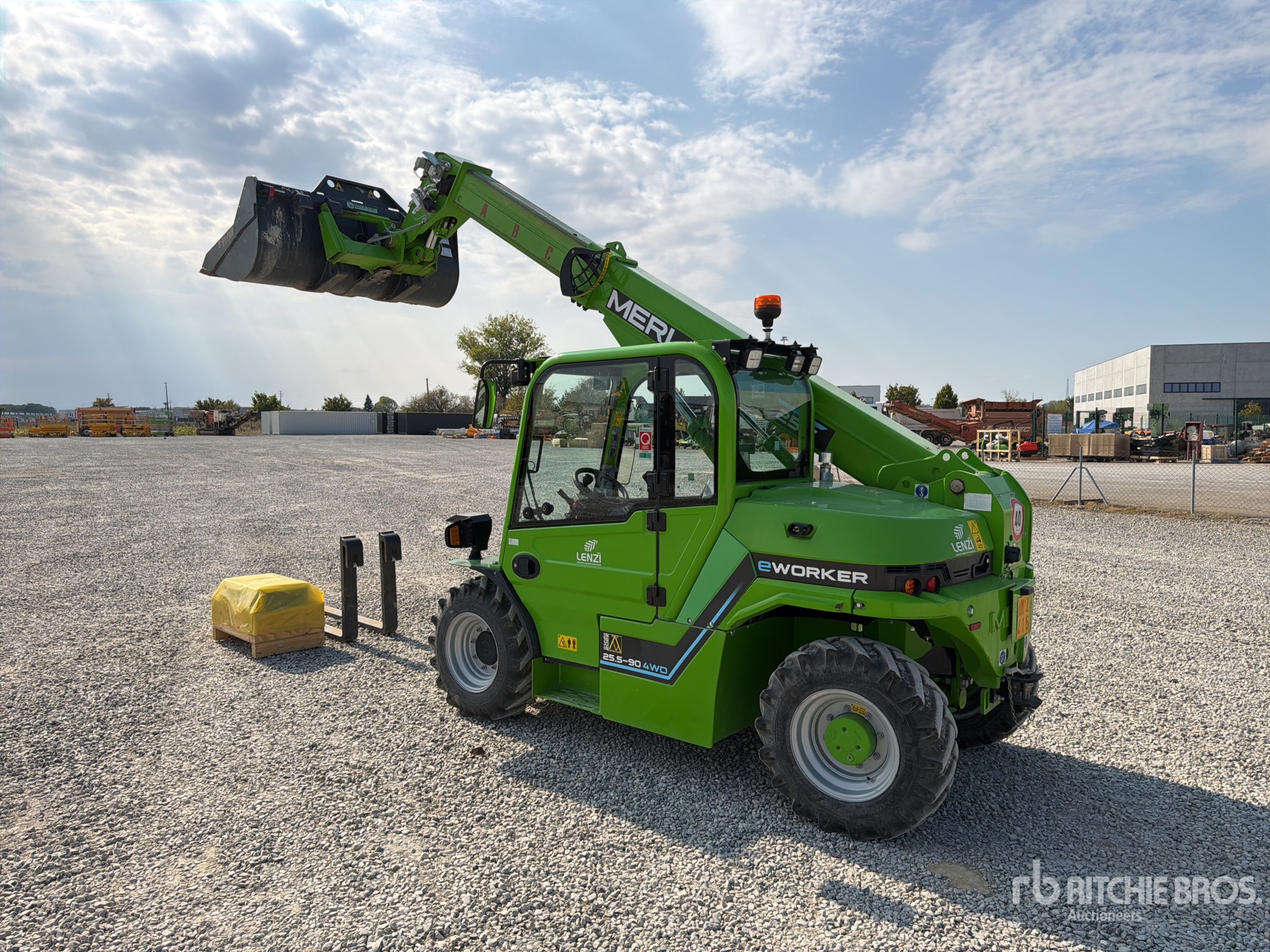 2023 Merlo E-WORKER 25.5-9