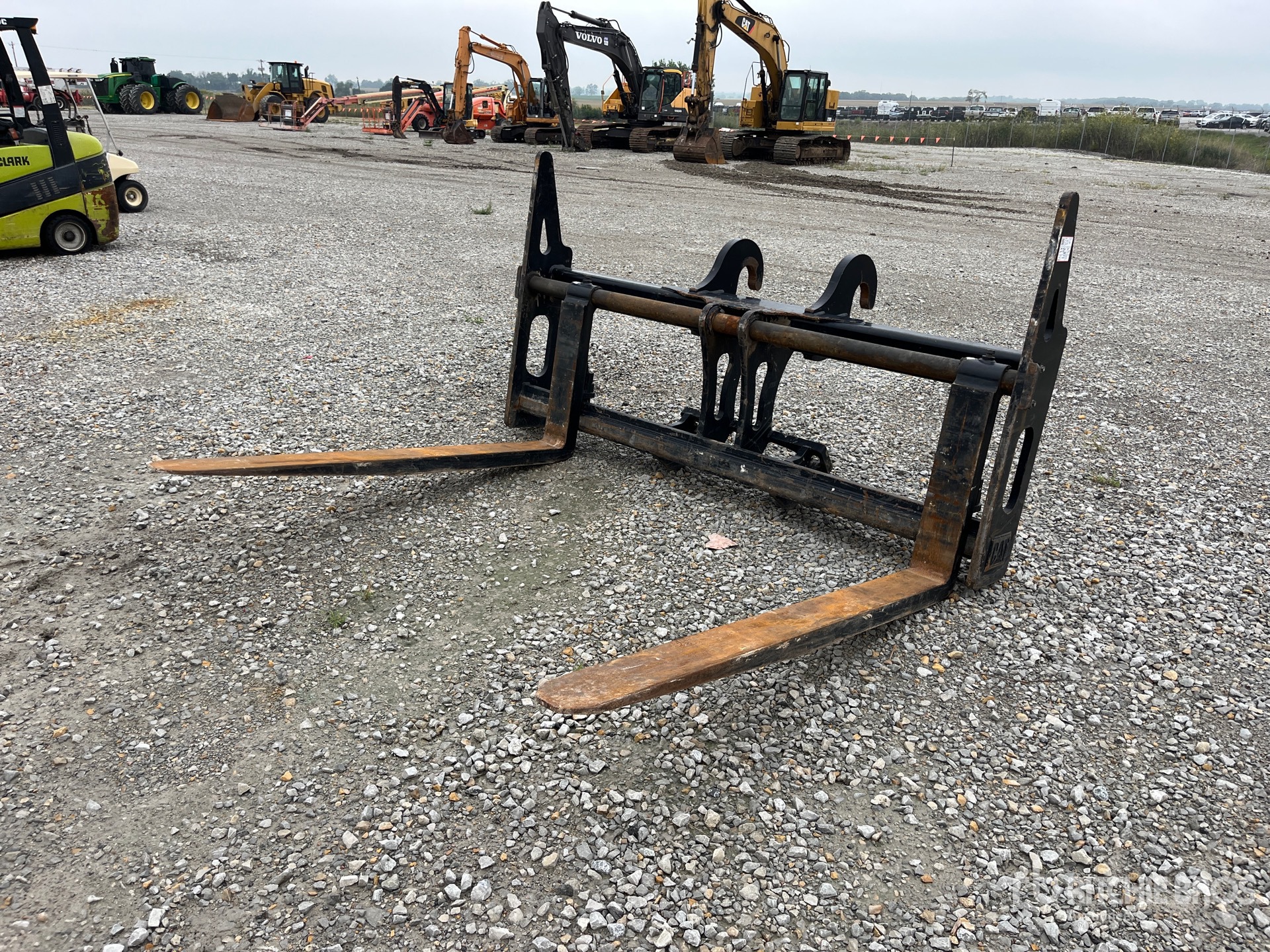  Caterpillar 72 in Q/C - Fits Cat 924, 930,  ...