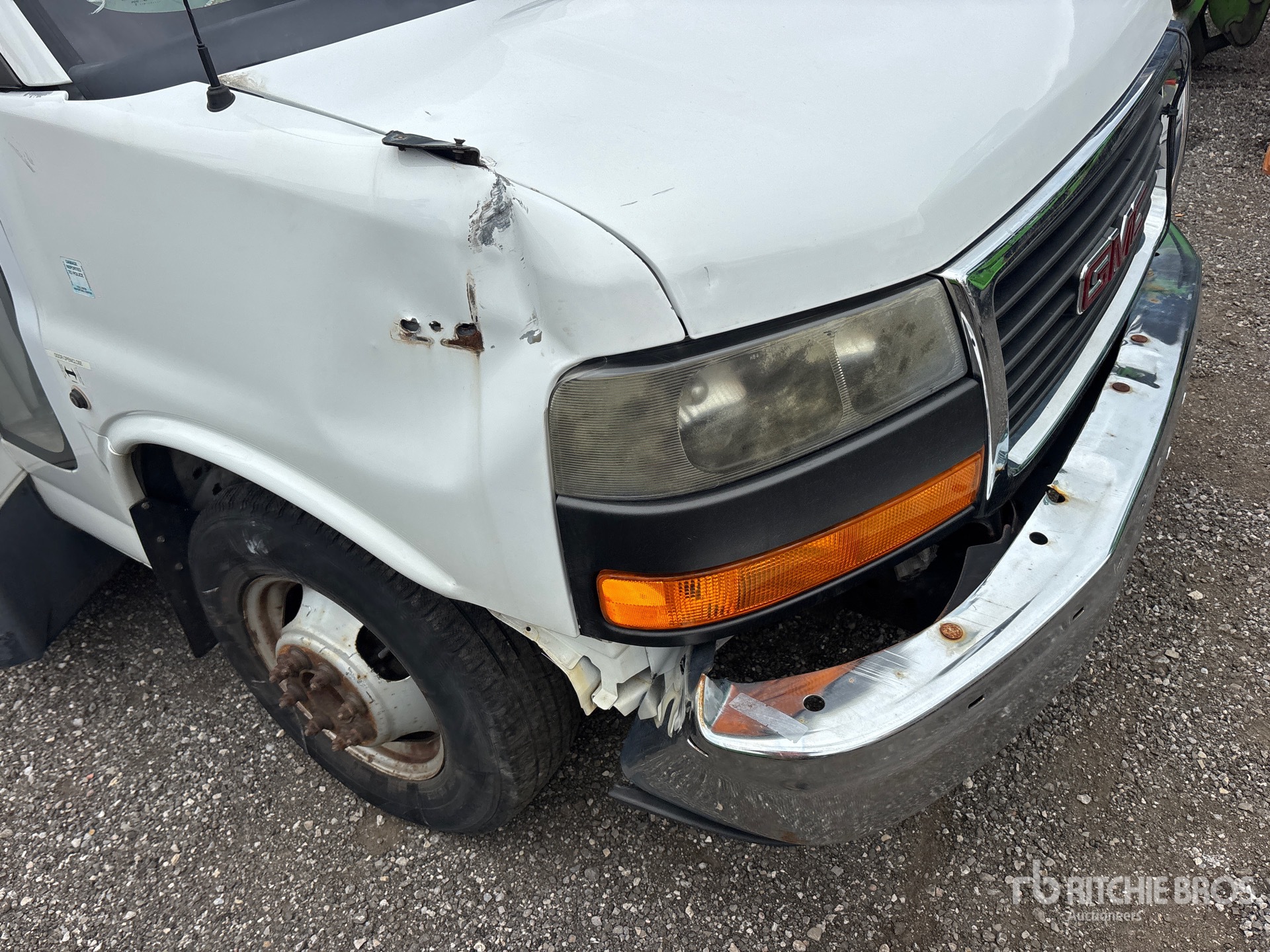 2013 GMC SAVANA G4500