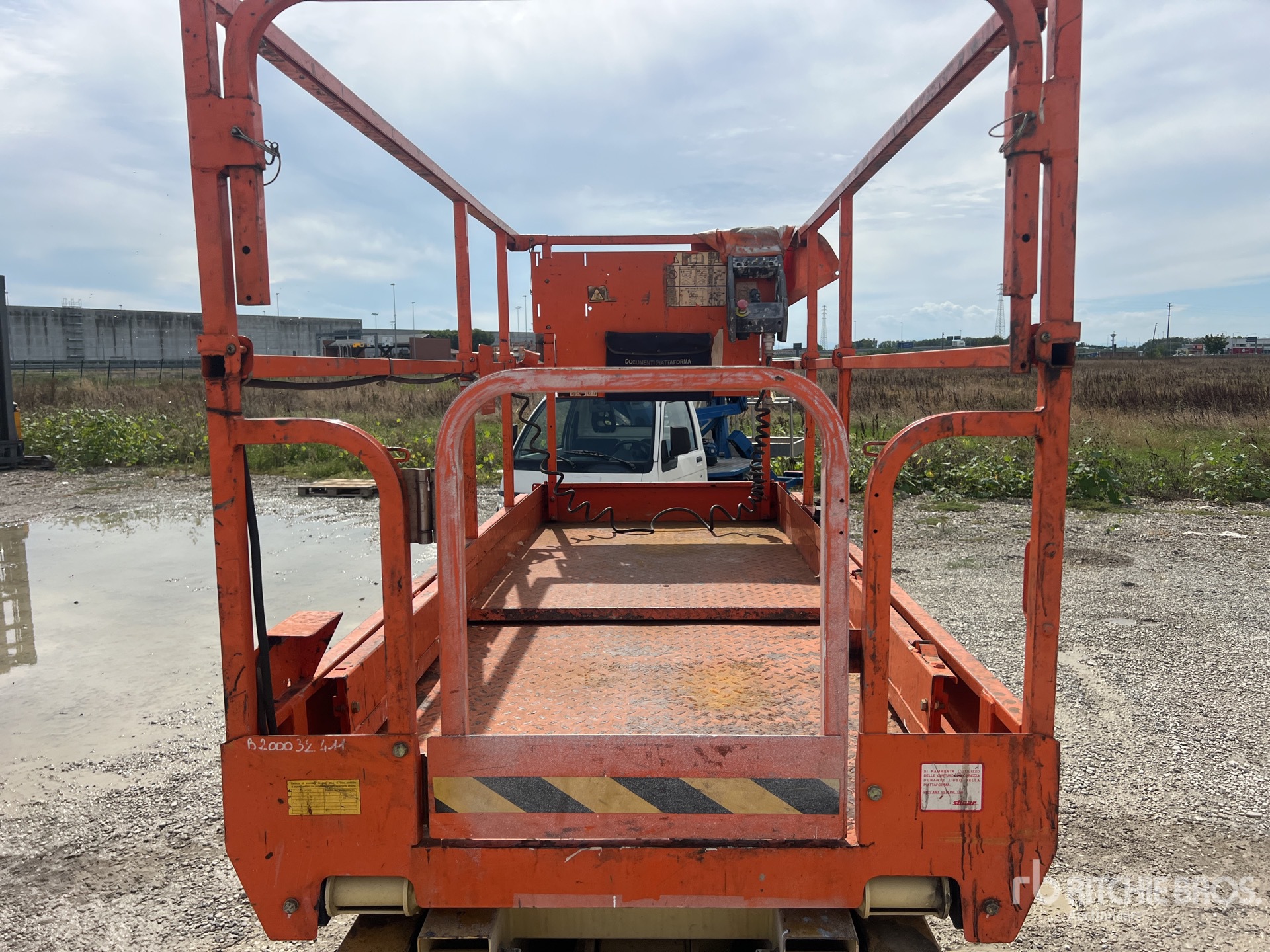 2016 JLG 3246ES