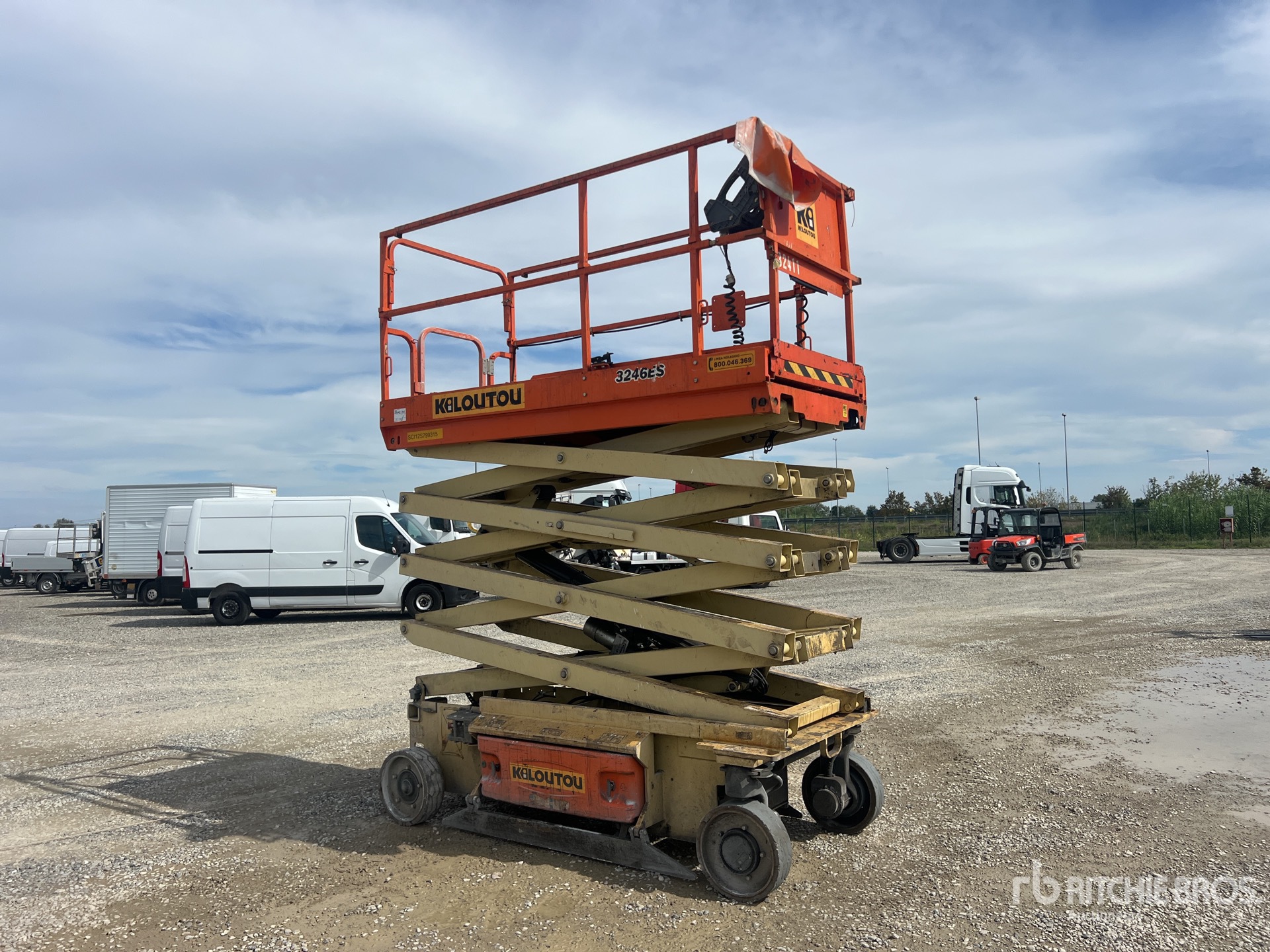 Photo of 2016 JLG 3246ES
